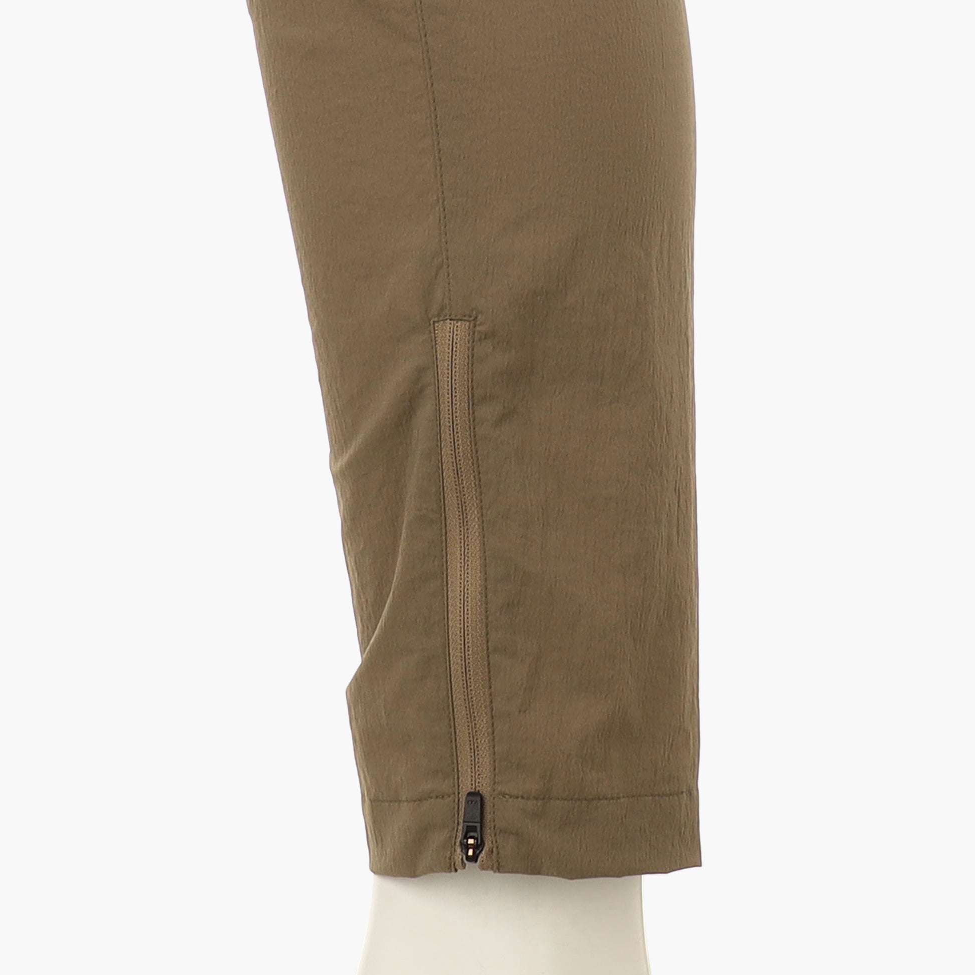 BRIEFING CE MEN'S NYLON HEM ZIP CARGO PANTS, Apparels, Golf