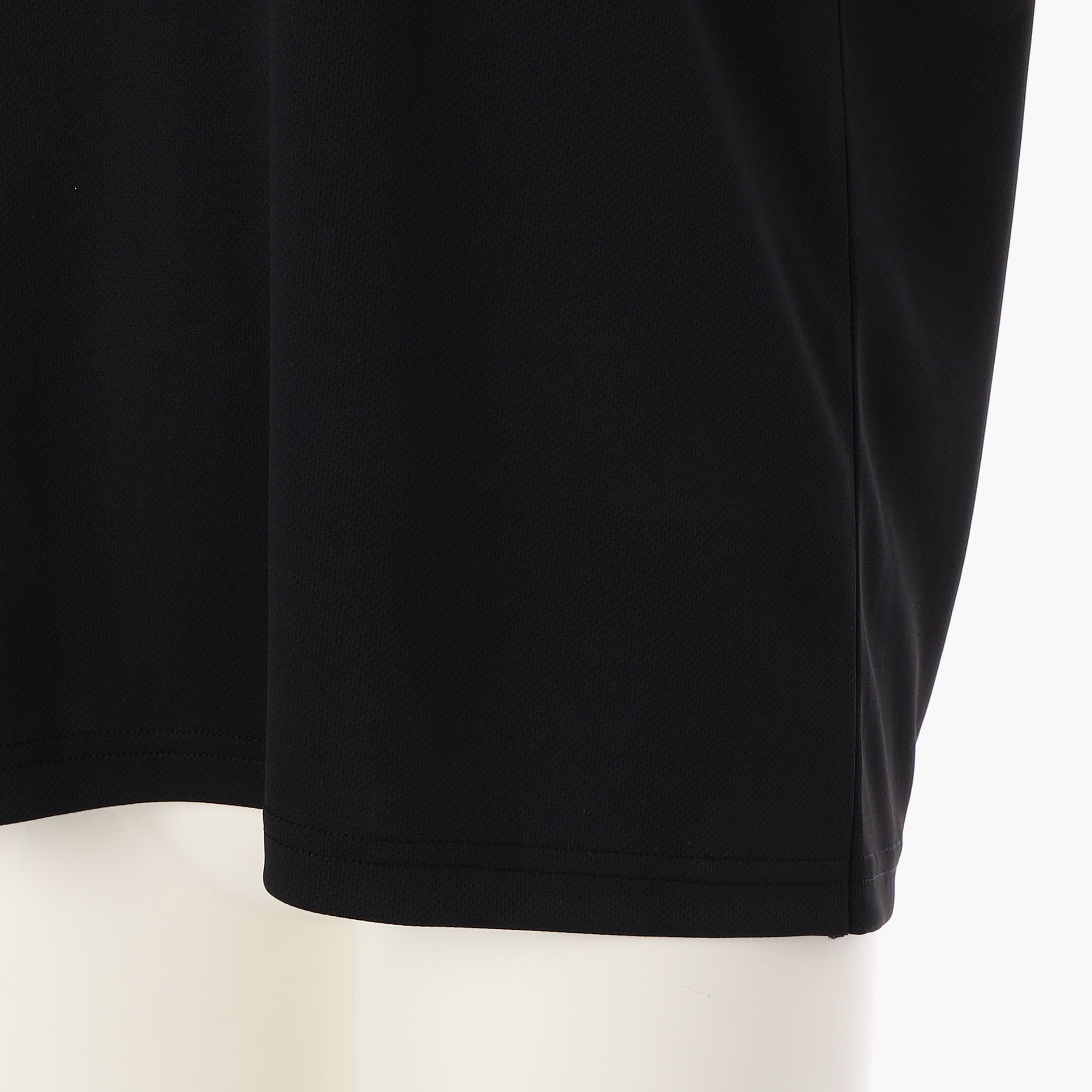 WOMEN’S BACK FLARE HIGHNECK
