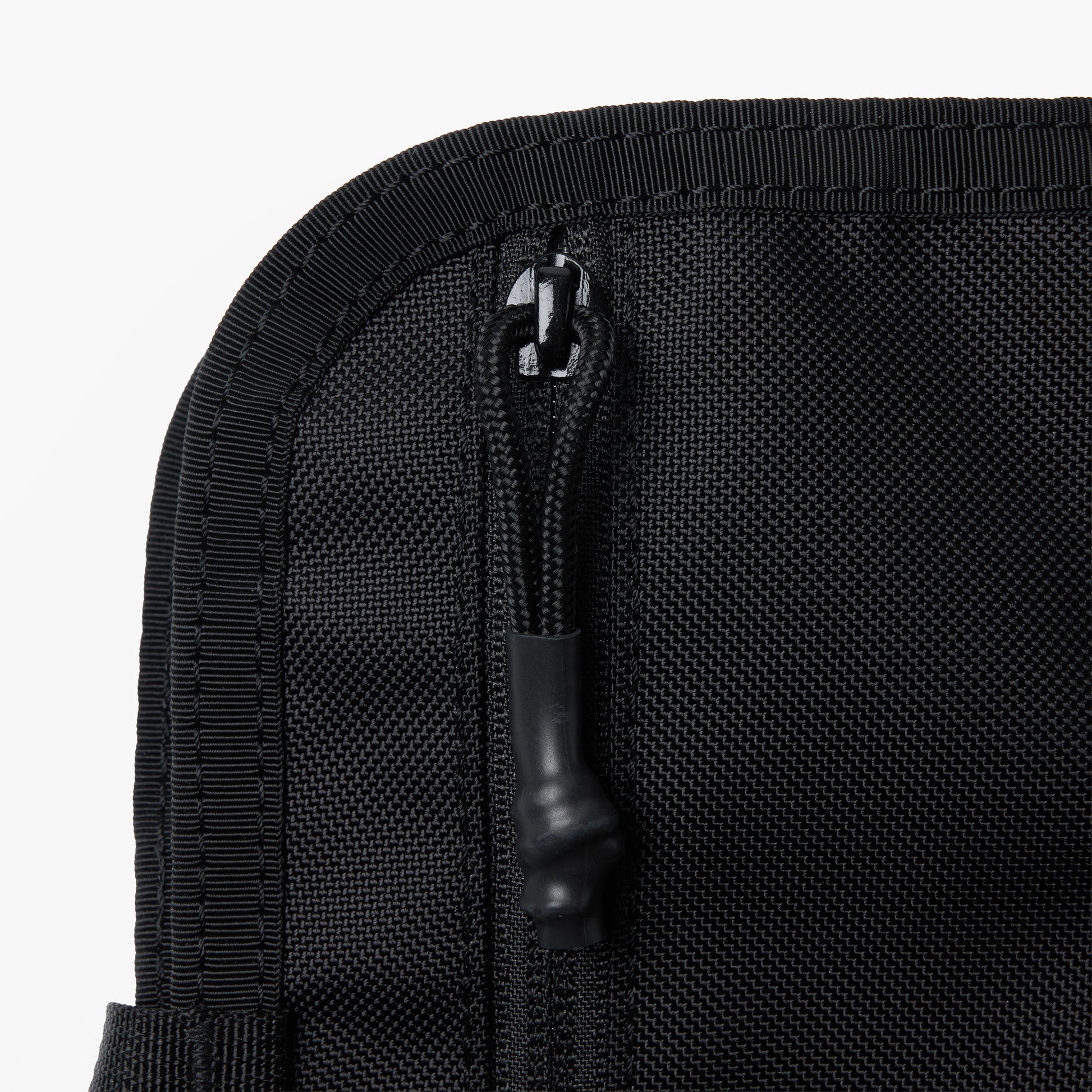 BRIEFING FOLDING PASSPORT CASE, Goods, Travel