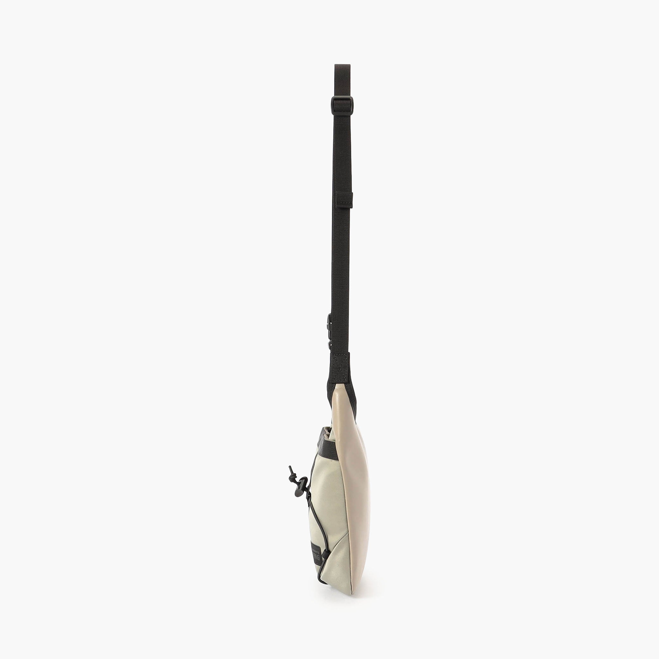 BLK White Mountaineering®︎ EVERYDAY SACOCHE