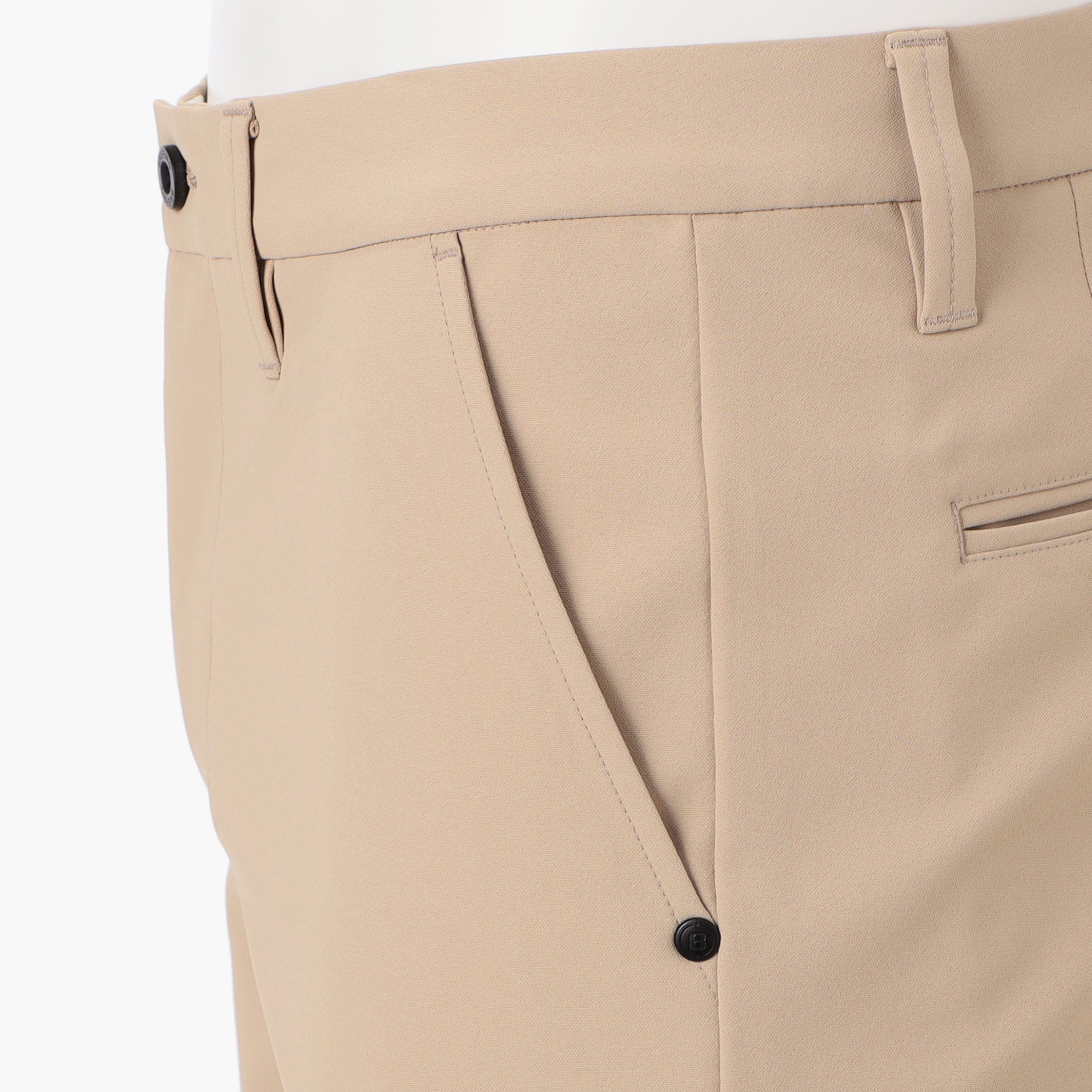 MEN'S PUNCHING LOGO SHORT PANTS