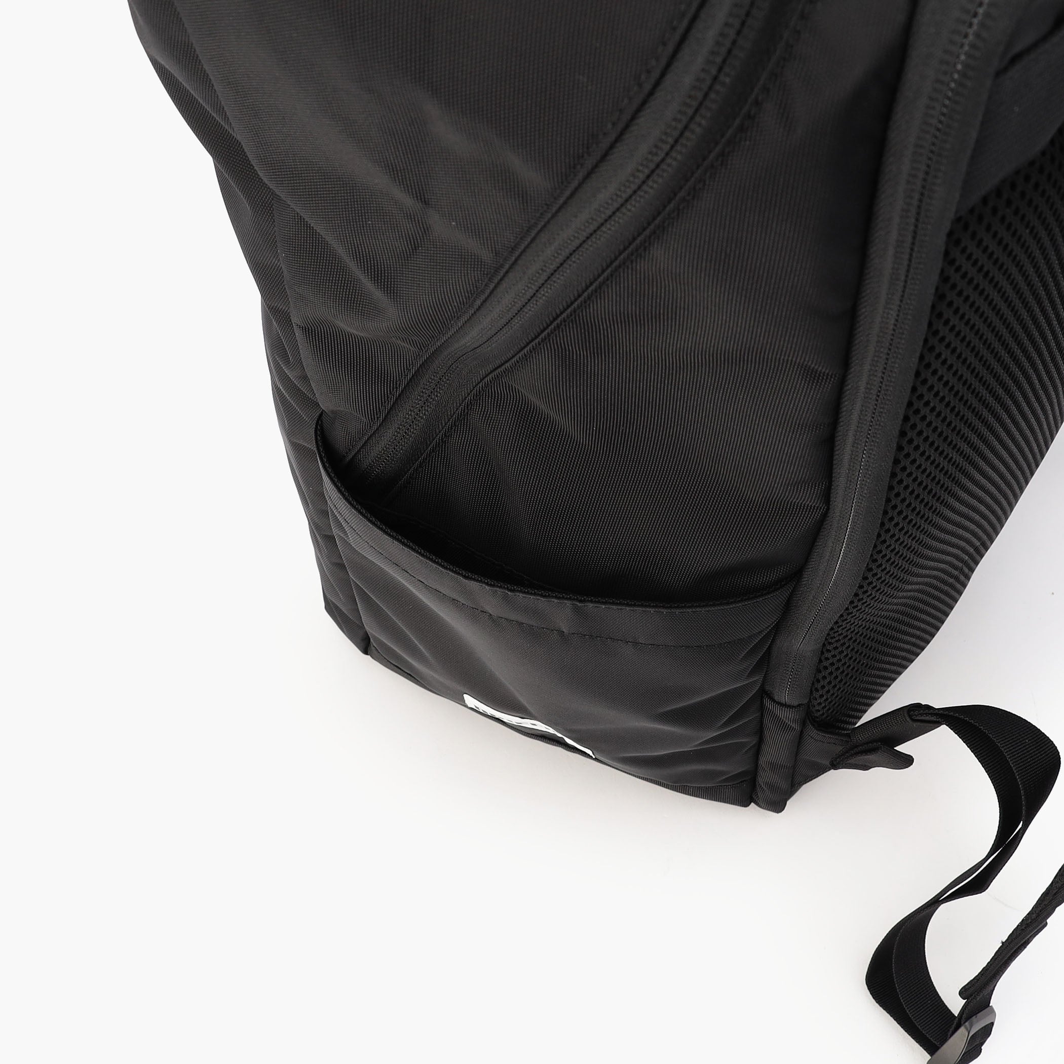 Urban Gym Pack M WR Laptop Backpack Durable 16-inch - BRIEFING