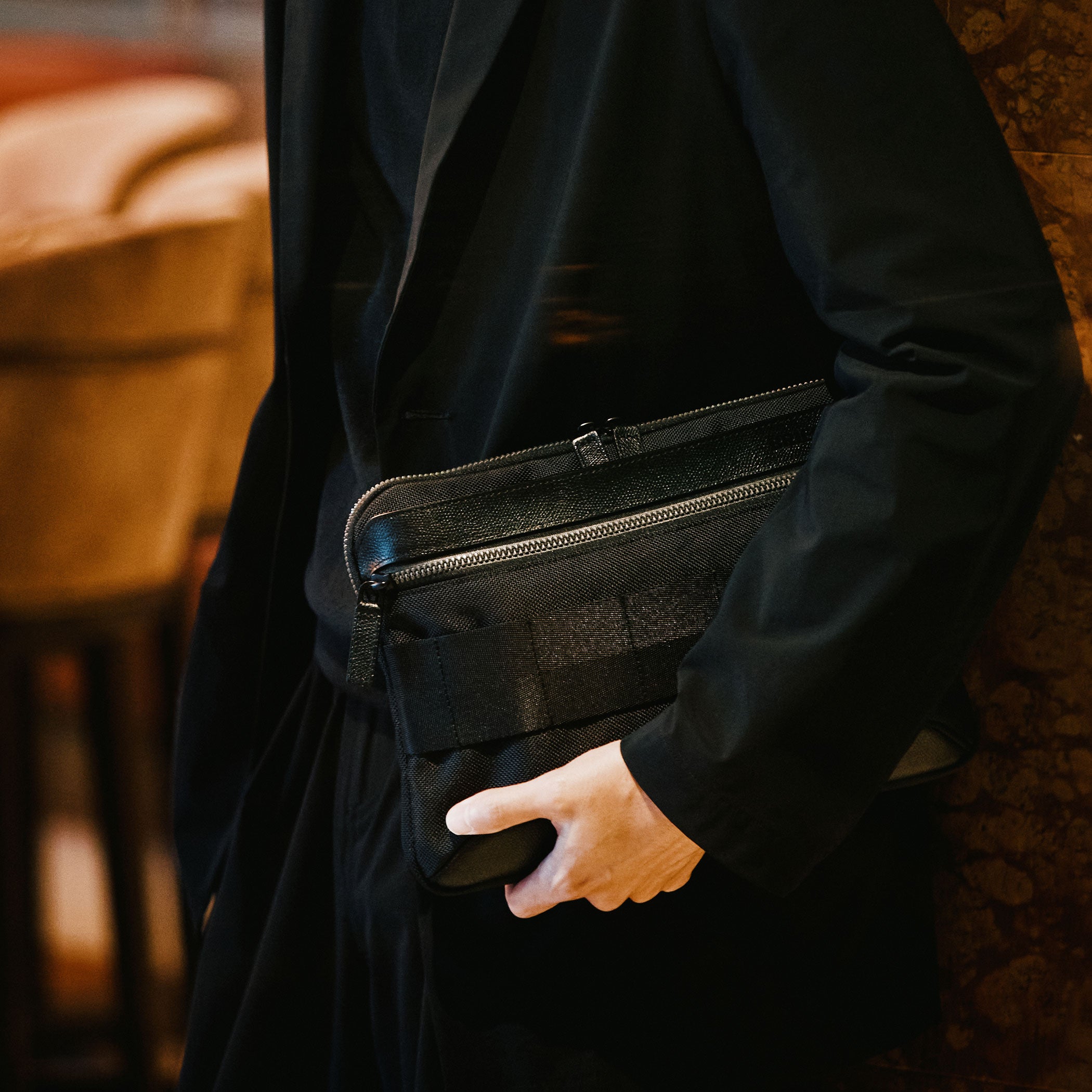 FUSION TAP CASE Waterproof Leather Tablet Pouch - BRIEFING