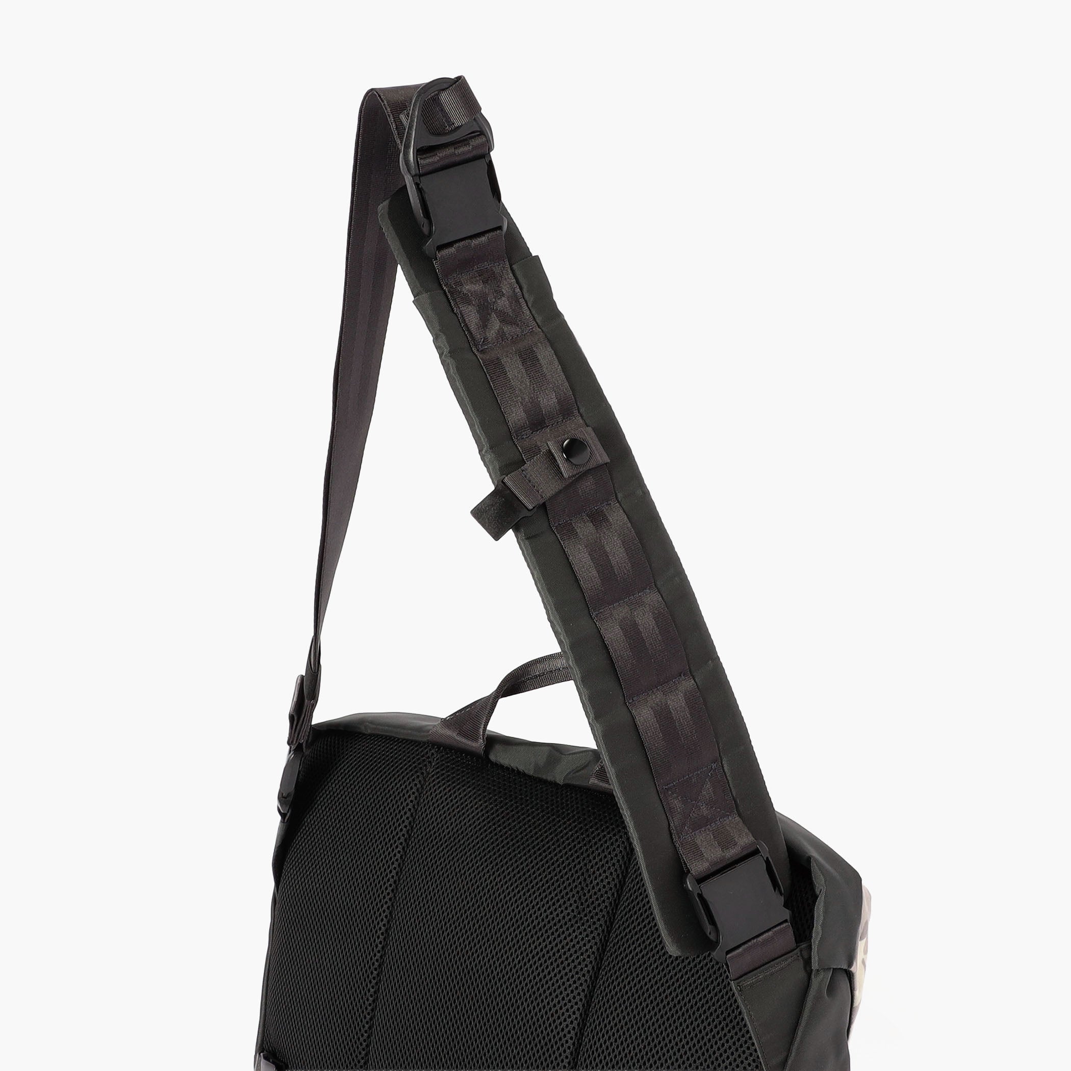 MFC MESSENGER M CAMO