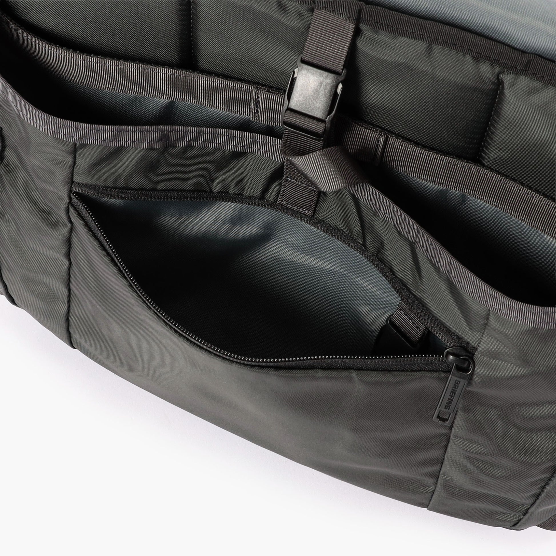 BRIEFING MFC MESSENGER M CAMO, Bags, Business