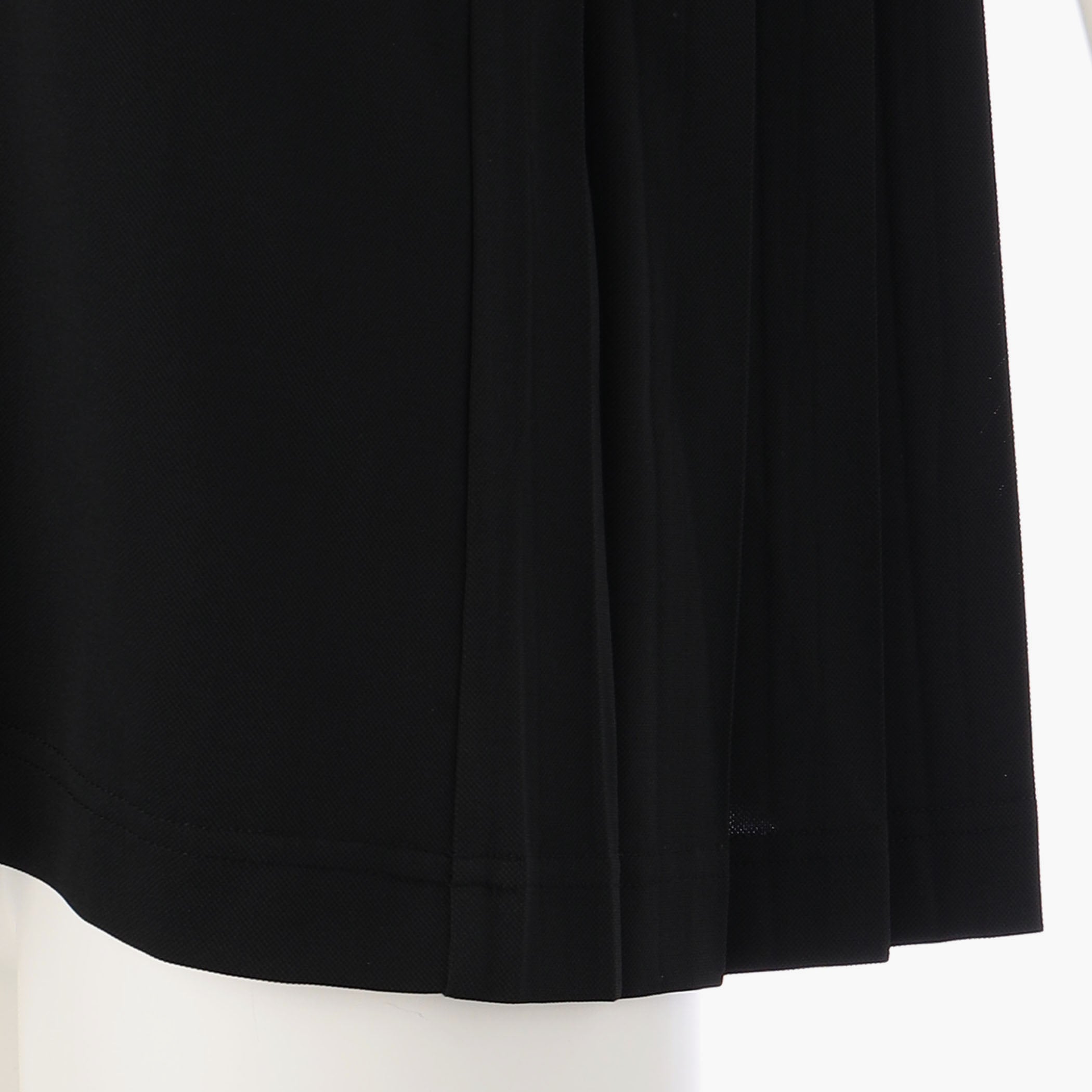 WOMEN'S BACK PLEATED HIGHNECK