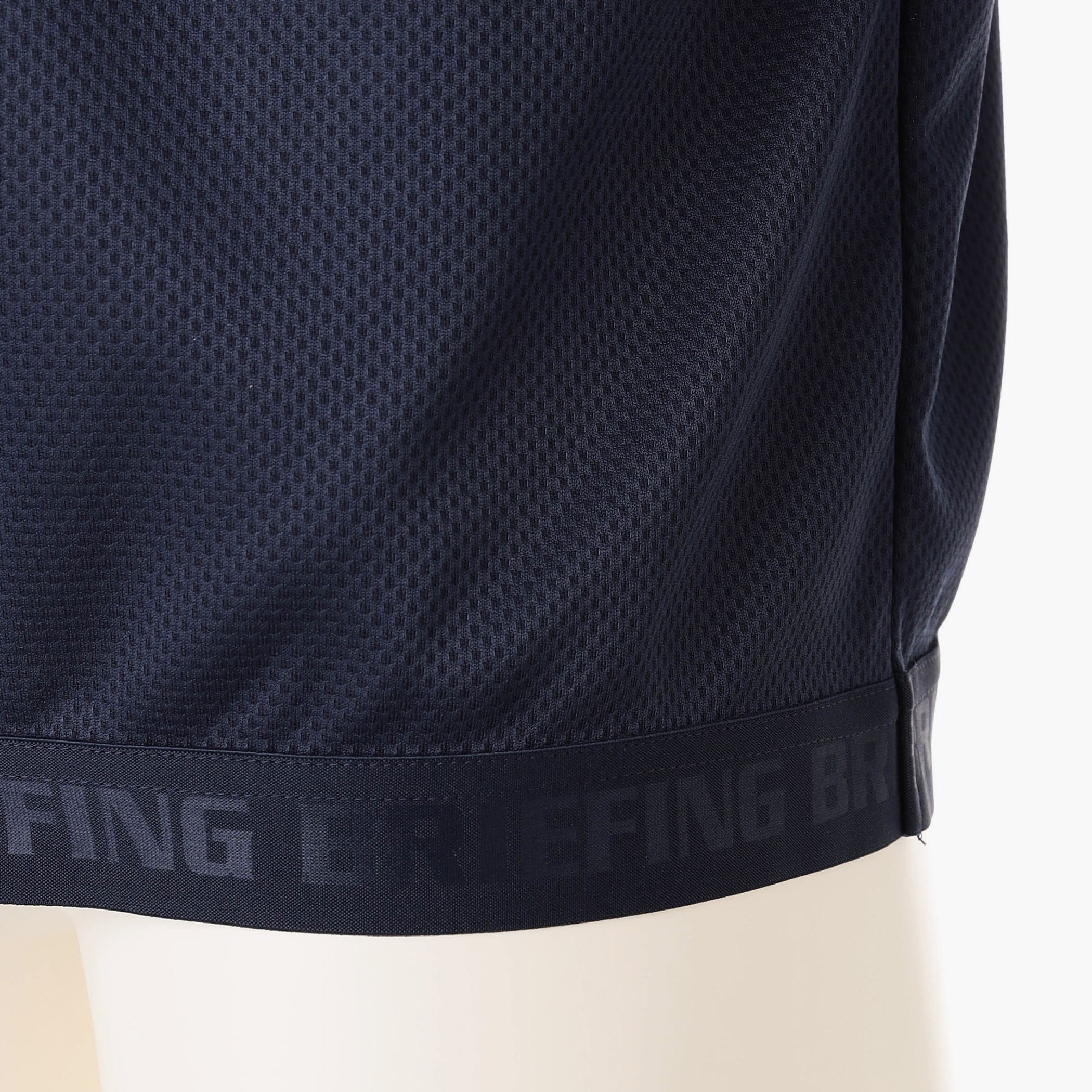 REF MEN'S HEM LOGO LS HALFZIP
