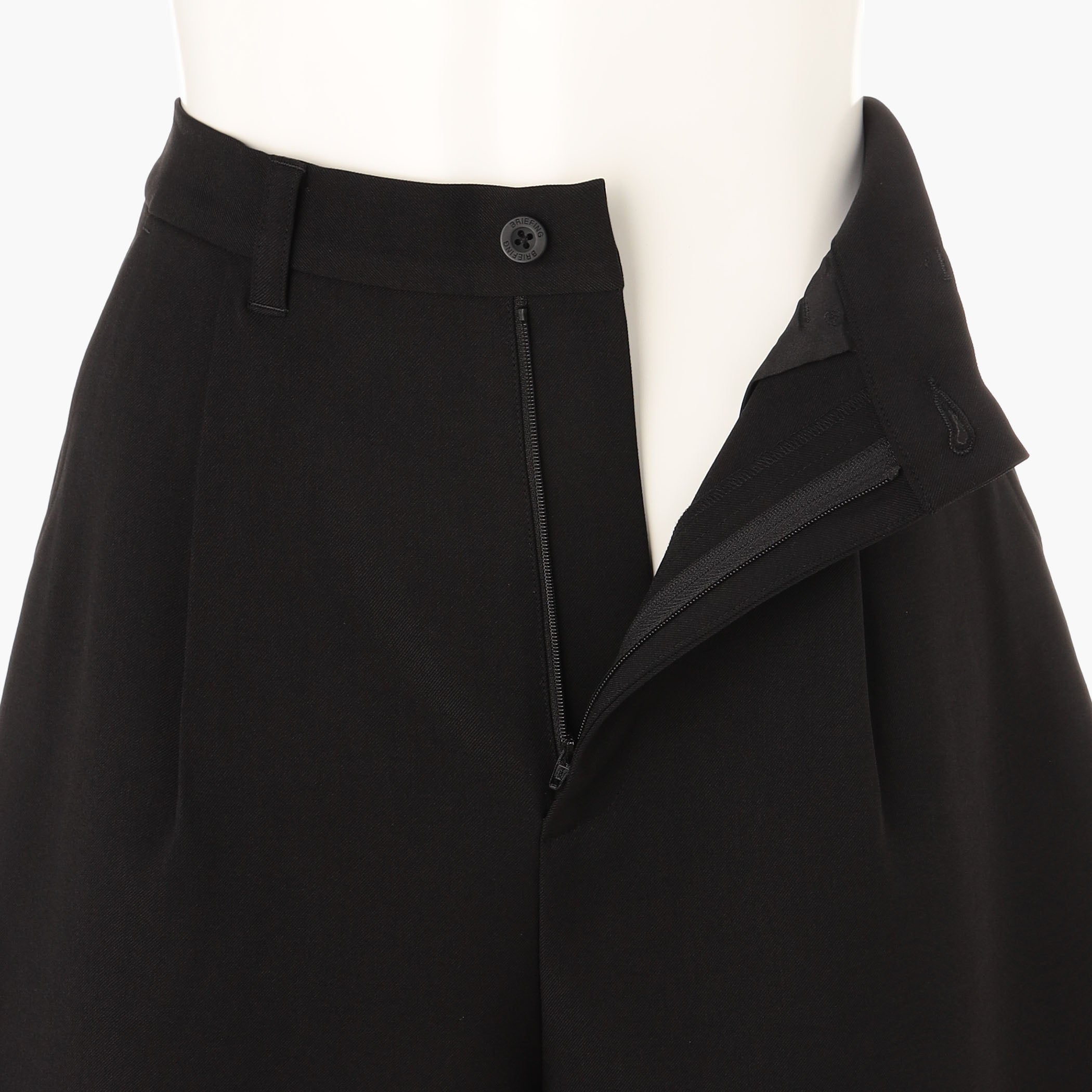 WOMEN’S HIGH WAIST SHORT PANTS