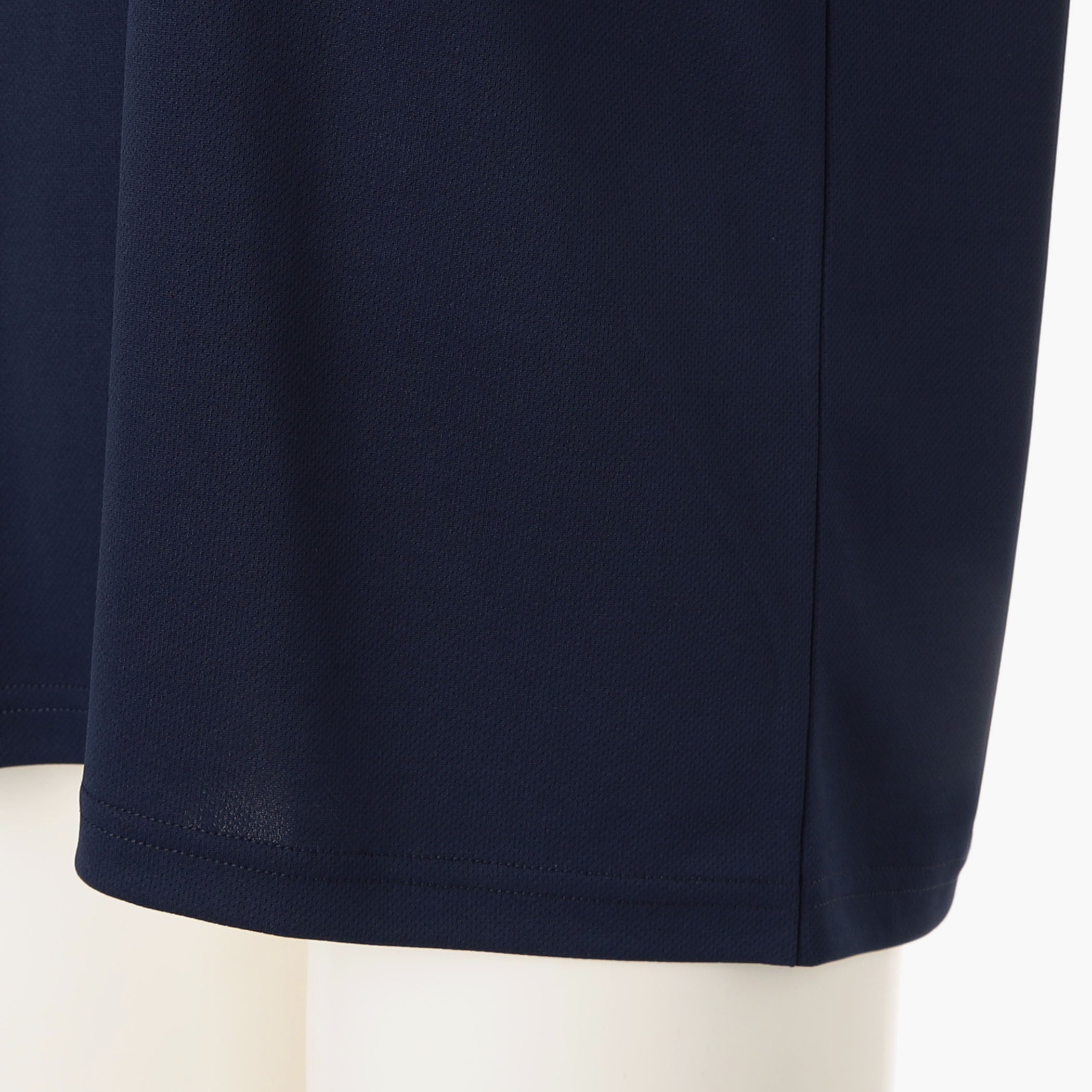 WOMEN’S BACK FLARE HIGHNECK