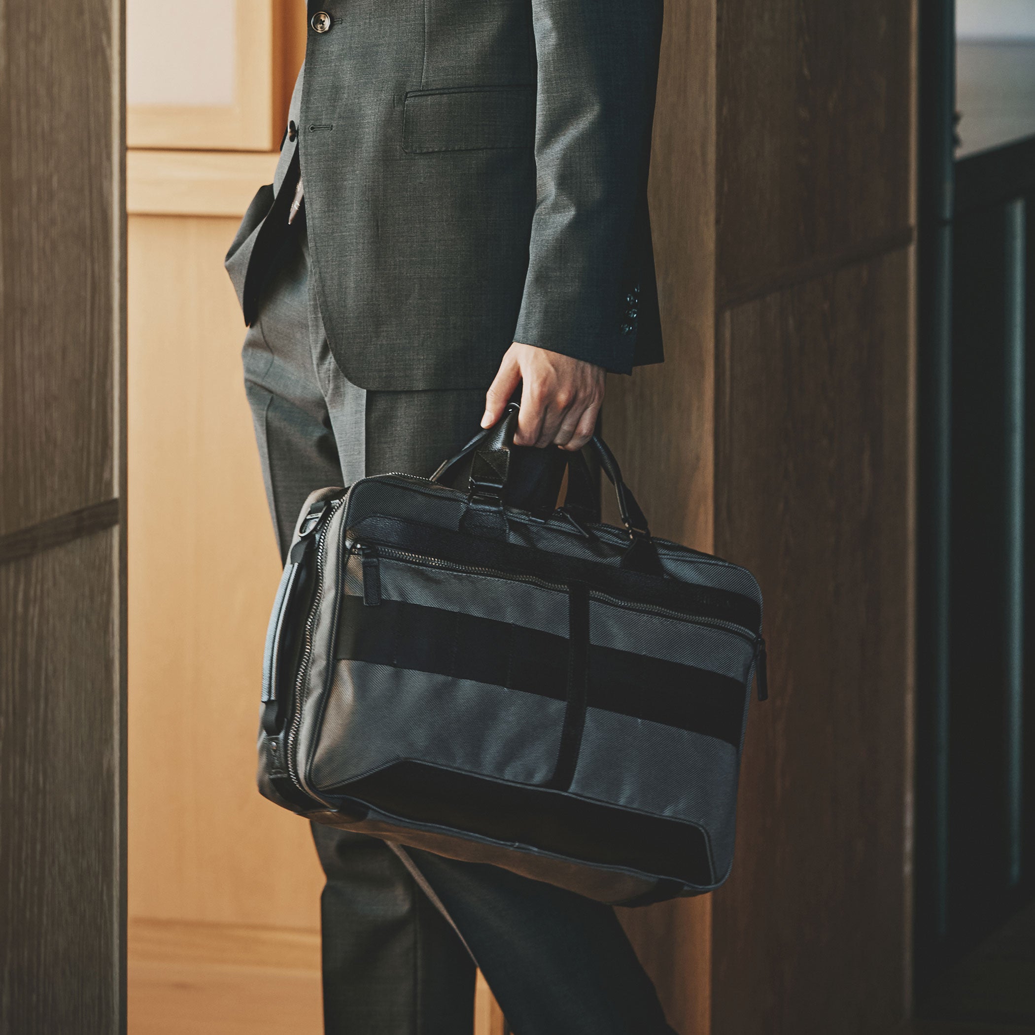 FUSION TRINITY LINER HD 3 Way Waterproof Leather Business Bag