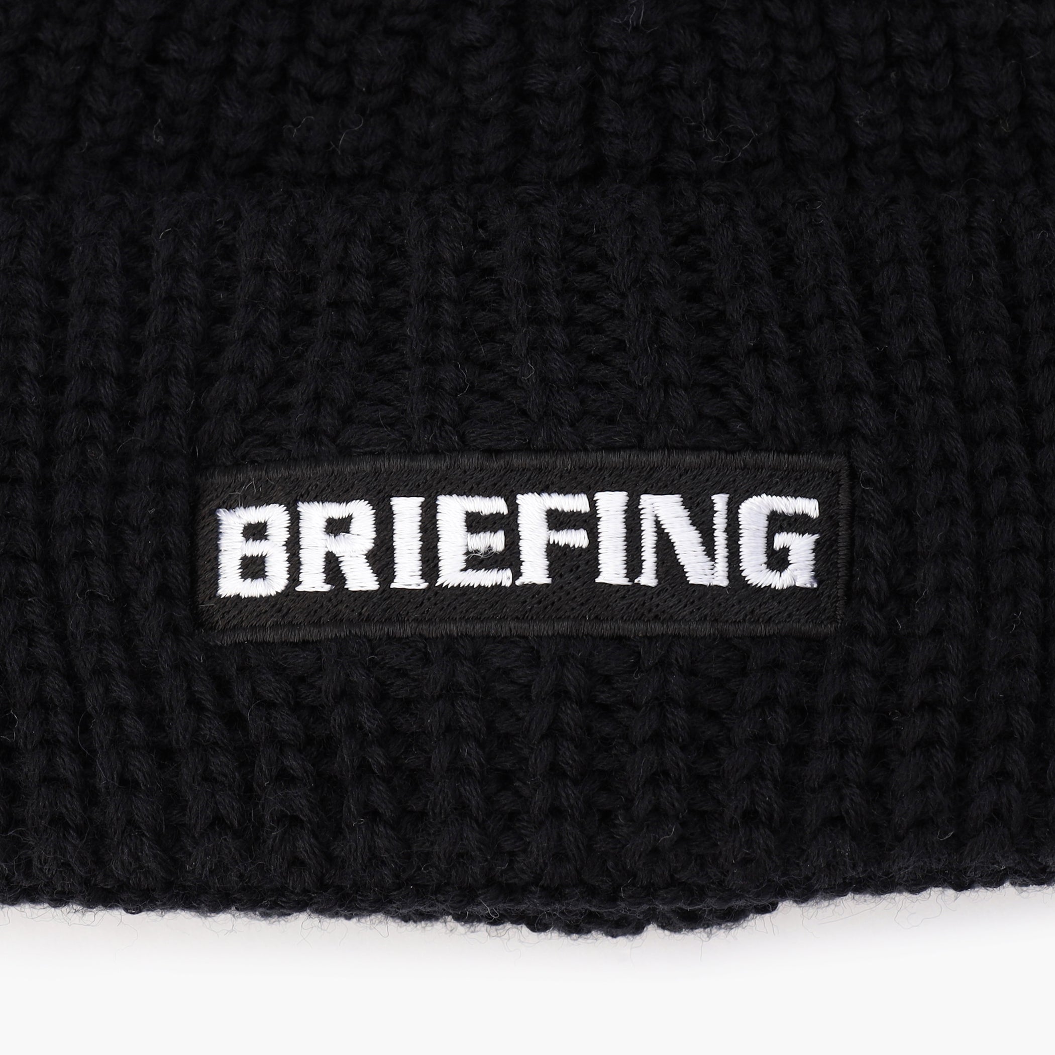 BRIEFINGロゴパッチのワンポイントに。