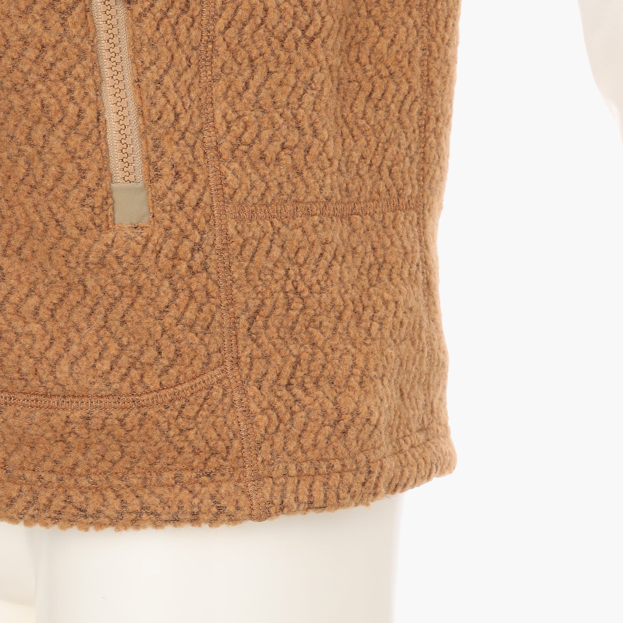 WOMEN'S WOOL BOA VEST