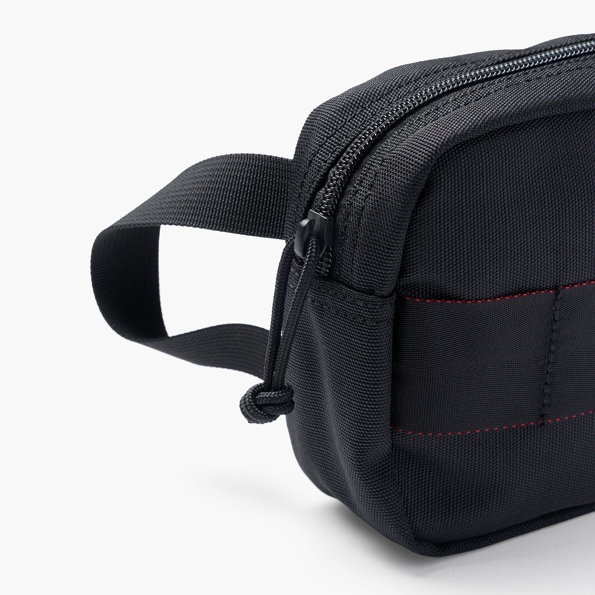 BRIEFING ONE ZIP POUCH MW GEN Ⅲ, Goods, Business