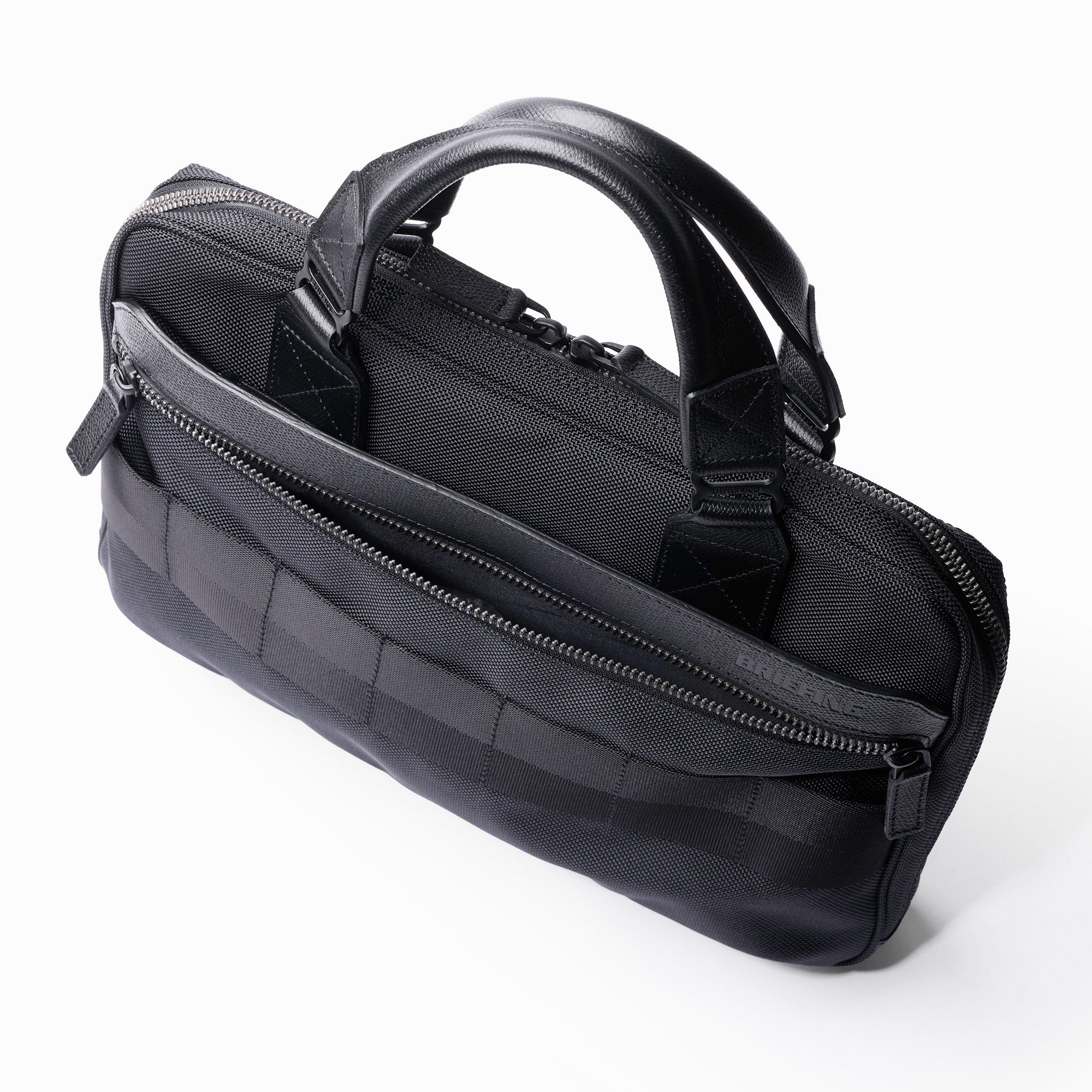 FUSION ONE WAY BRIEF Slim 13 Inch Briefcase - BRIEFING Official