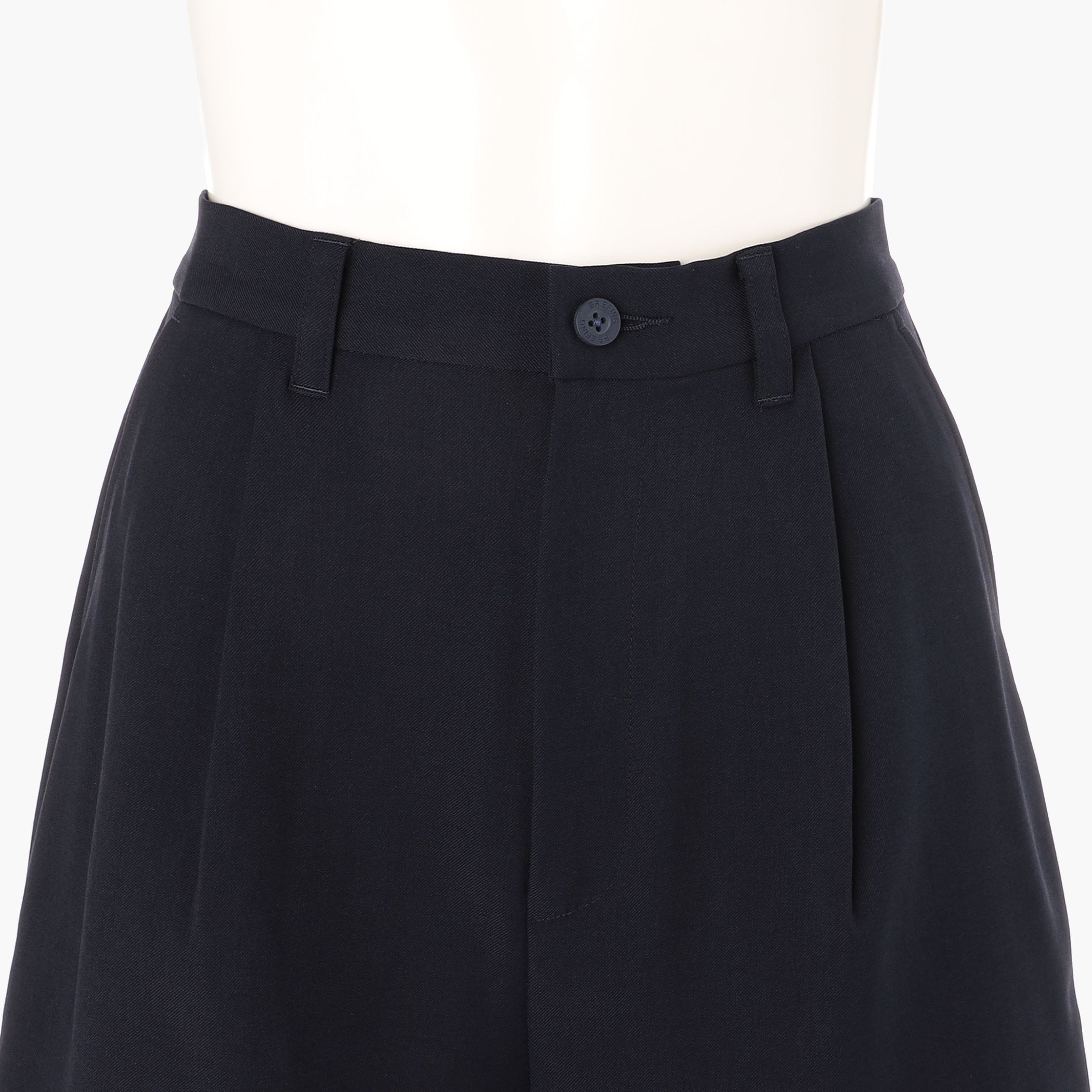 WOMEN’S HIGH WAIST SHORT PANTS