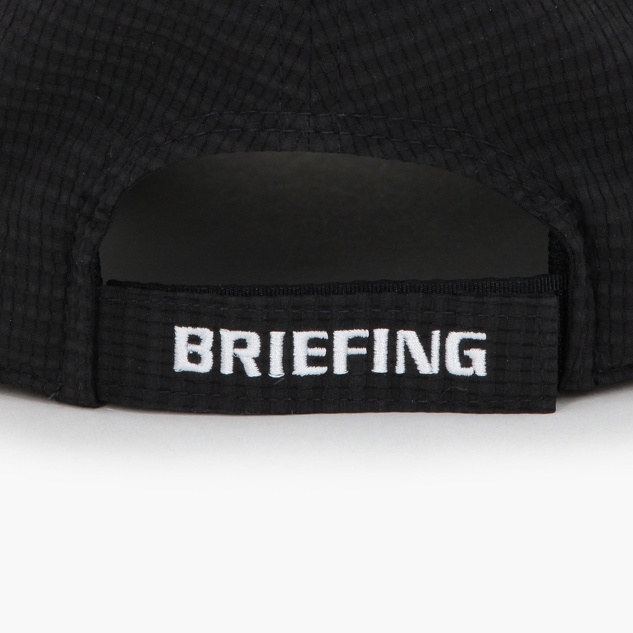 WOMEN’S SEERSUCKER CORD STRAP CAP