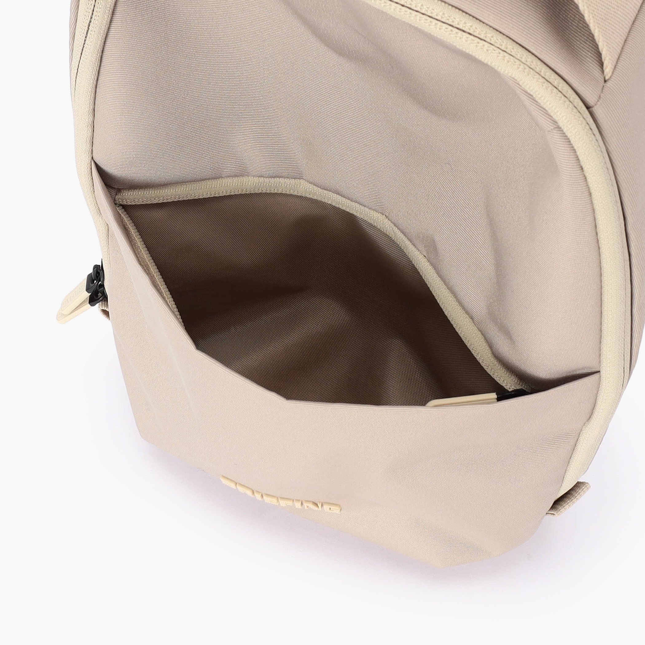 OVAL SHOES CASE NC