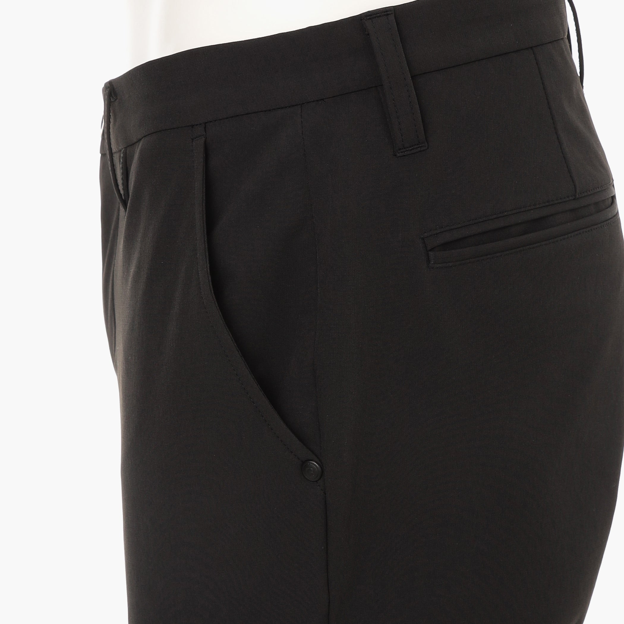 MEN’S BASIC PANTS