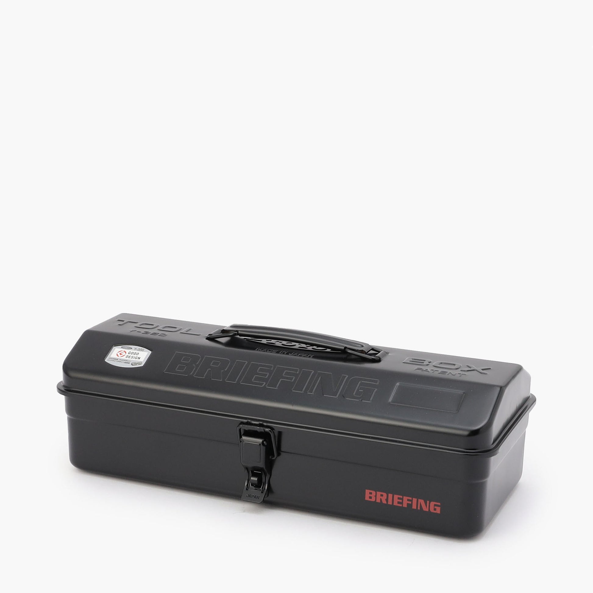 山型の工具箱をベースにBREIFINGらしいデザインを落とし込みました。