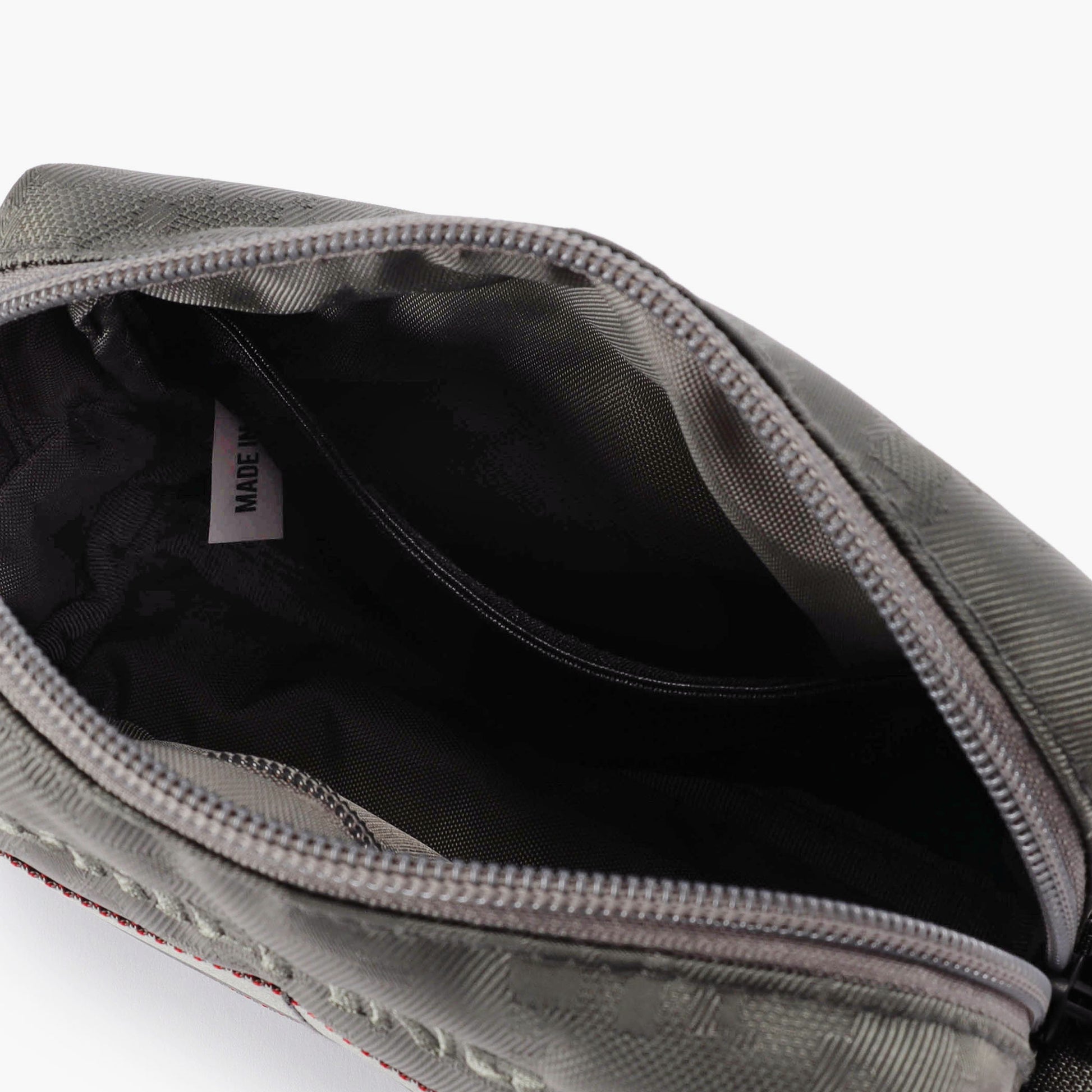 BRIEFING MK POUCH M DIGITAL CAMO JQ, Goods, Golf