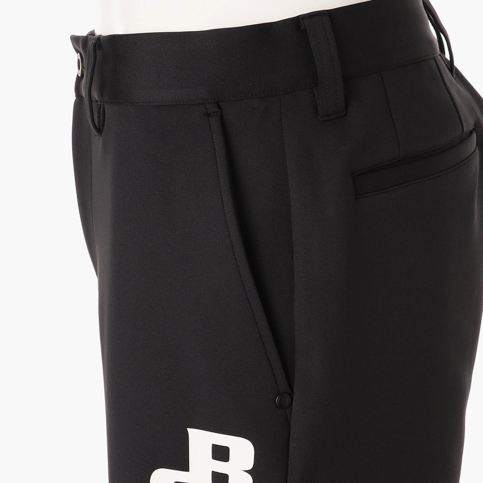 BRIEFING MEN’S BACK BIG LOGO SHORT PANTS, Apparels, Golf