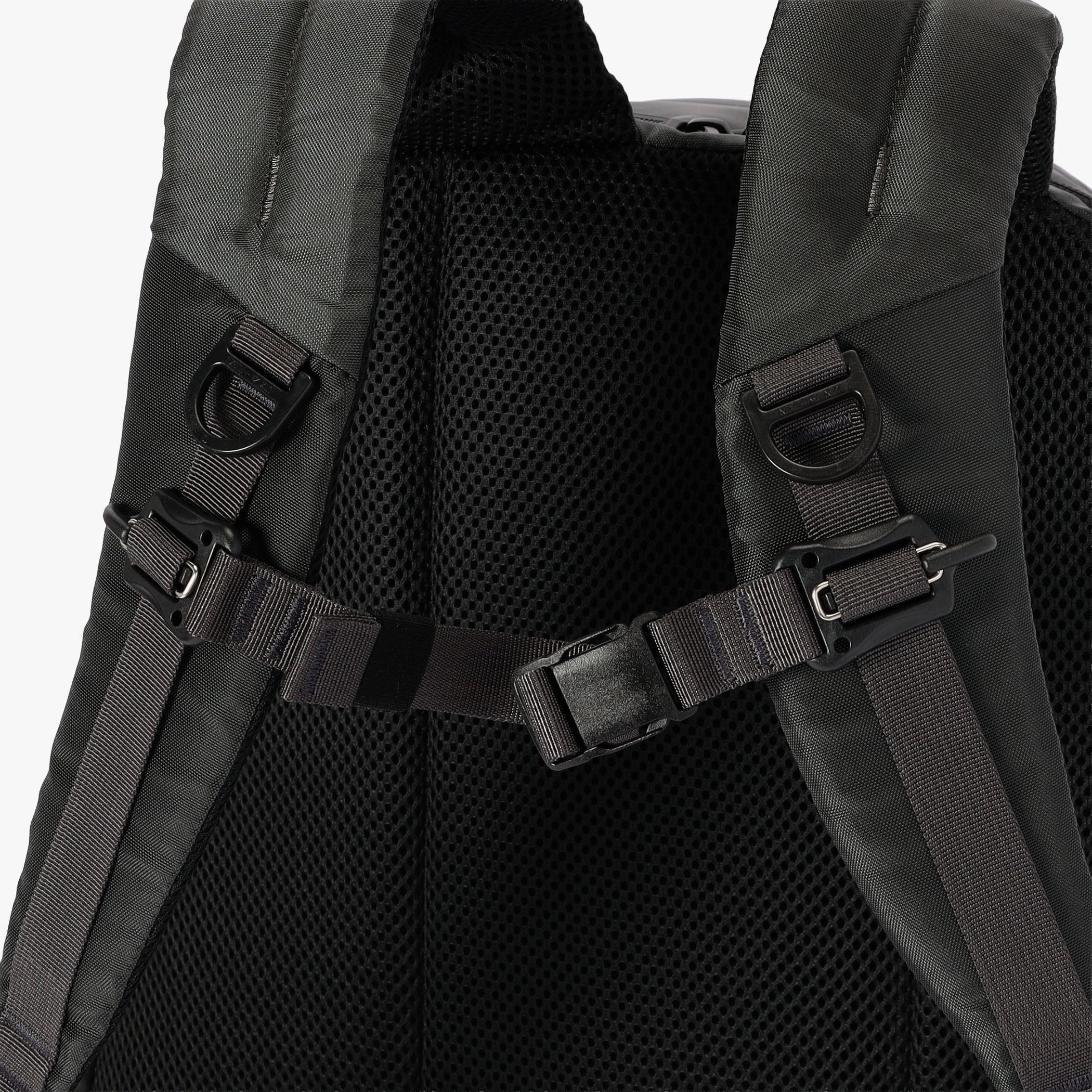 MFC WIDE DAY PACK CAMO