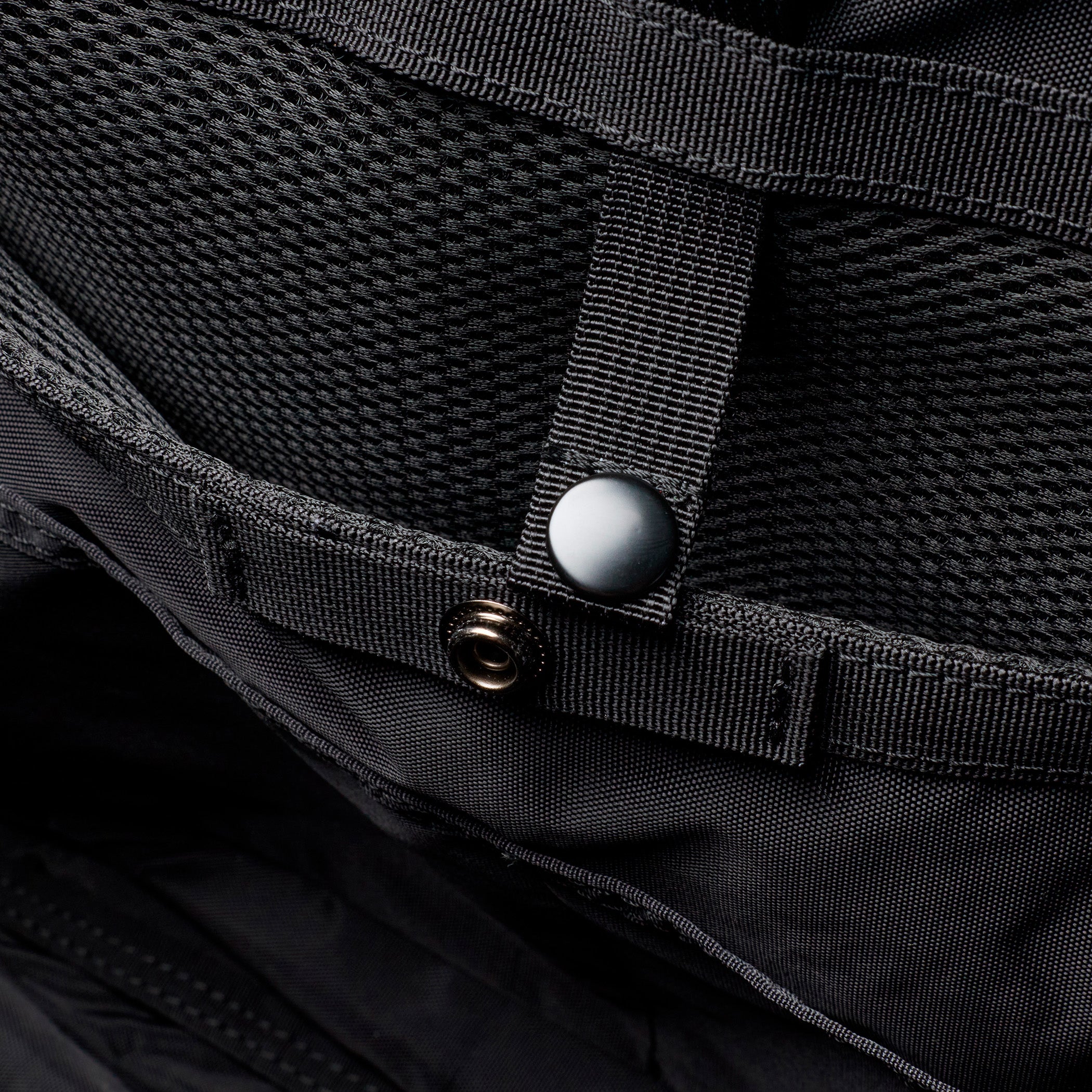 WM×BR NEOCHROME MESSENGER