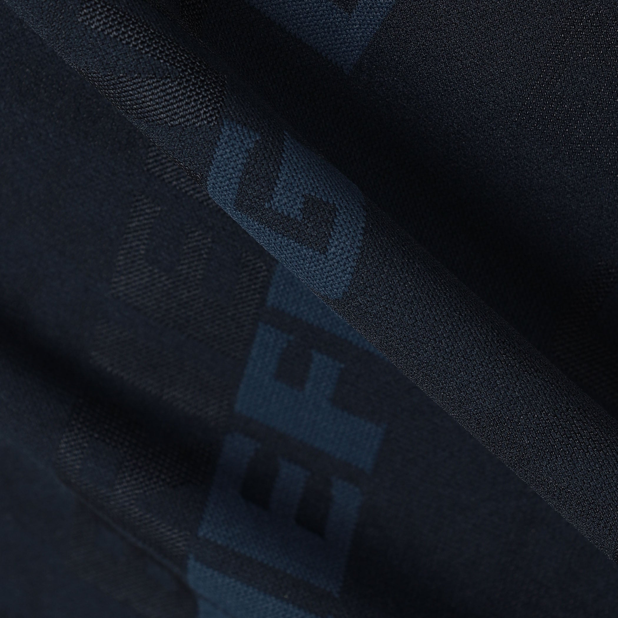 MEN’S SHADOW LOGO JQ SHIRT