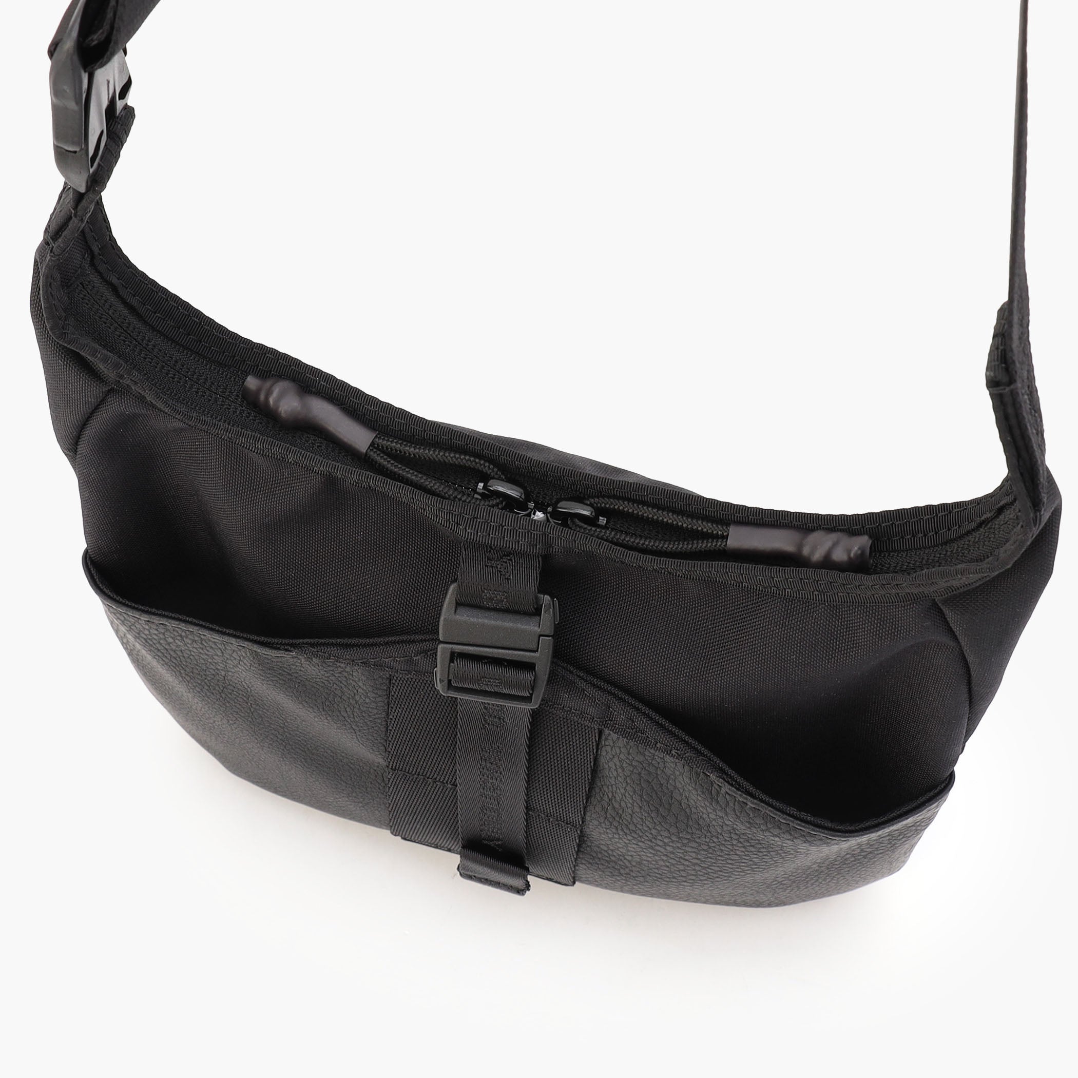 BLK White Mountaineering®︎×BR DAILY SACOCHE – BRIEFING Official