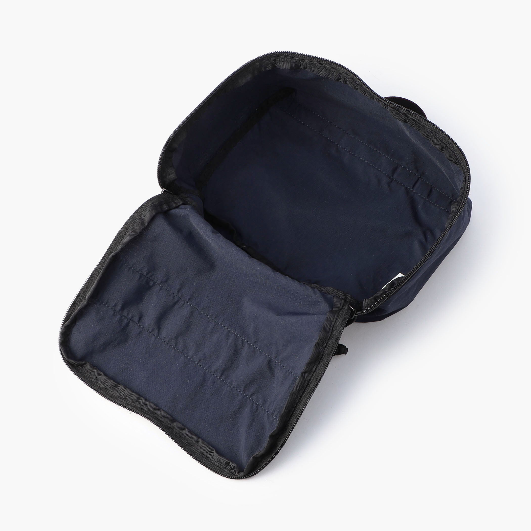 TRAVEL POUCH S