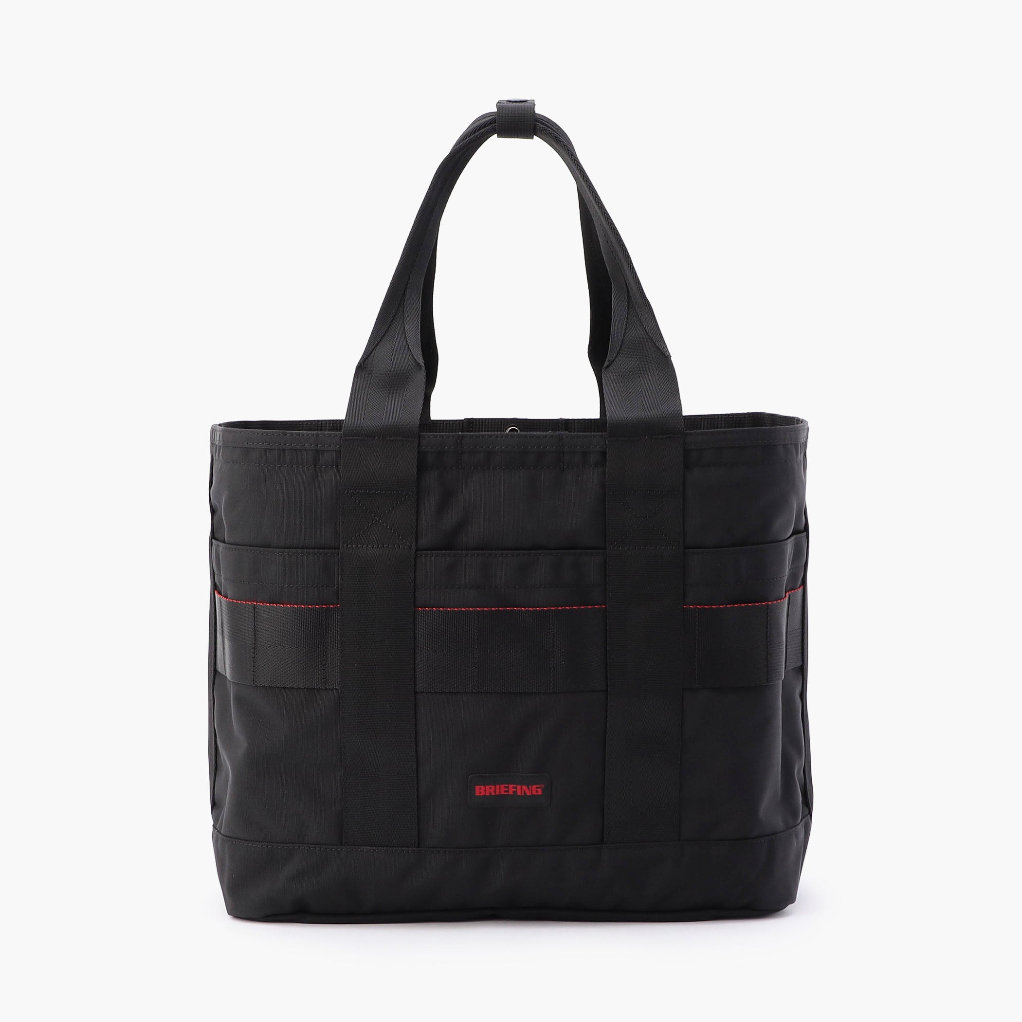荷物が多い際は、天蓋を閉めてボックス型のトートバッグとしても使用可能。開口部いっぱいまで荷物を収納できるだけでなく、中にいれた荷物の目隠しにもなります。