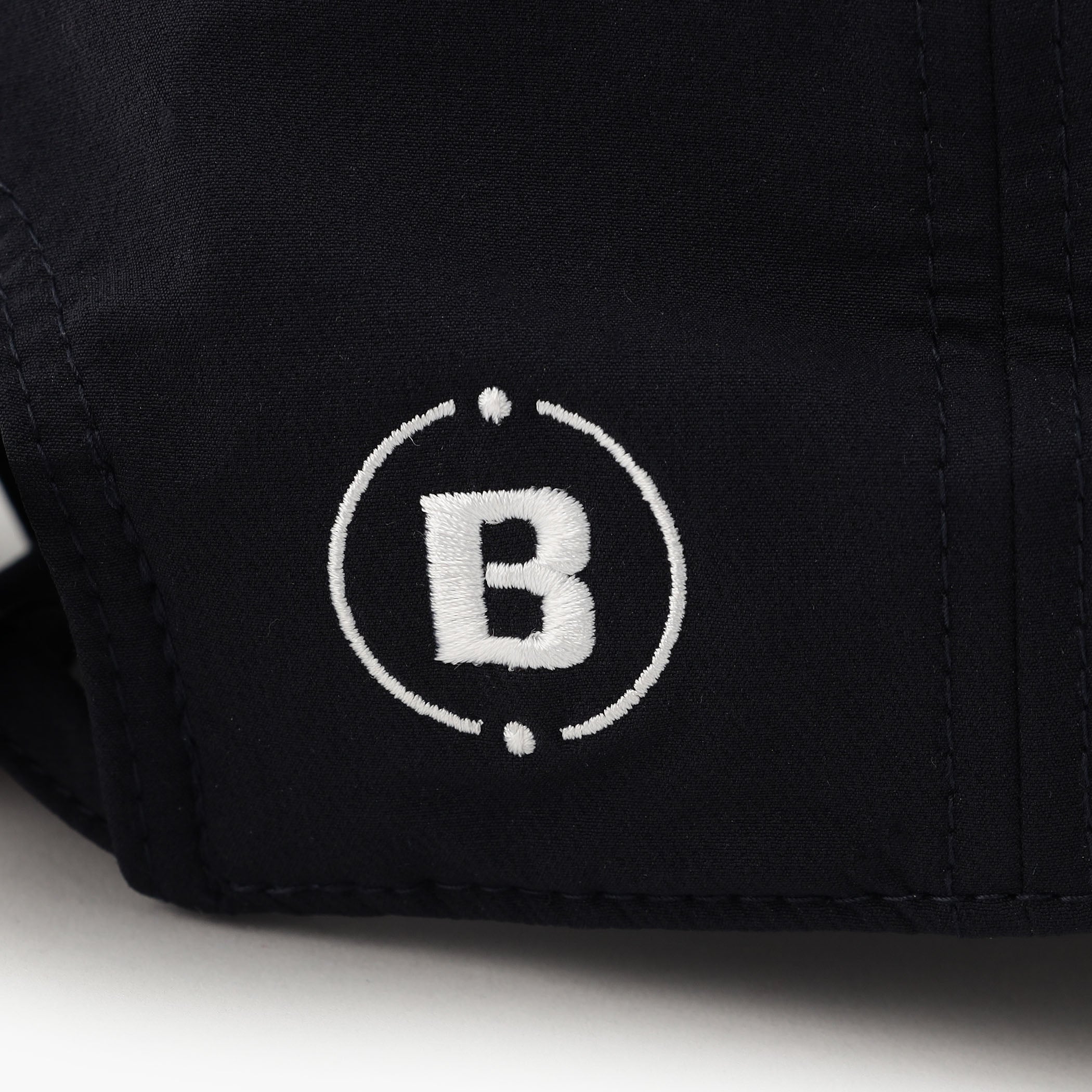 WOMEN’S SMALL LOGO RIBBON CAP