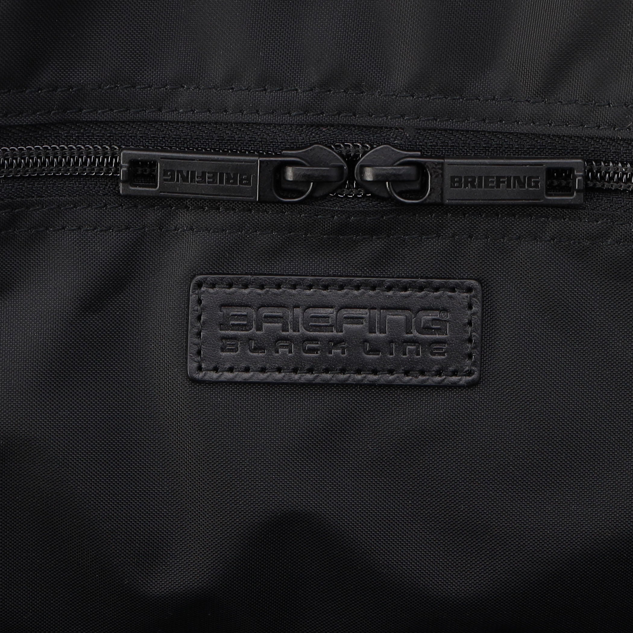 内装ラベルはかつてのBLACKLINE のロゴ をベースに新たに製作。