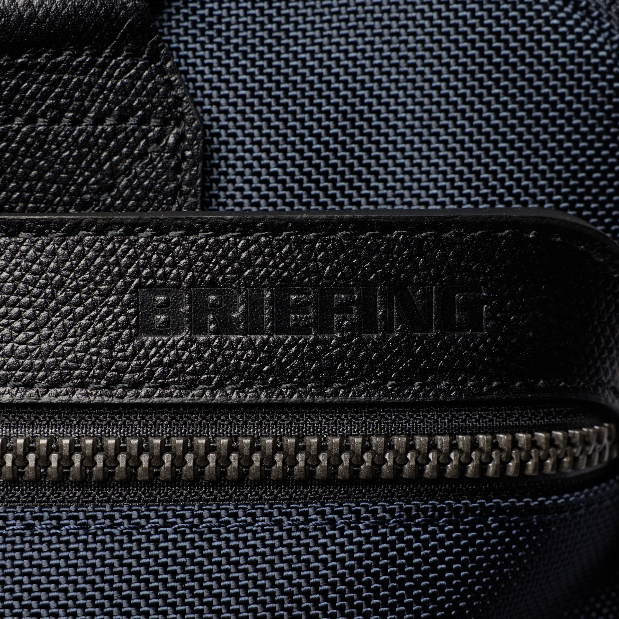 【美品】BRA221B13 BRIEFING FUSION ONE WAY FUSION ONE WAY BRIEF Slim 13 Inch Briefcase - BRIEFING Official
