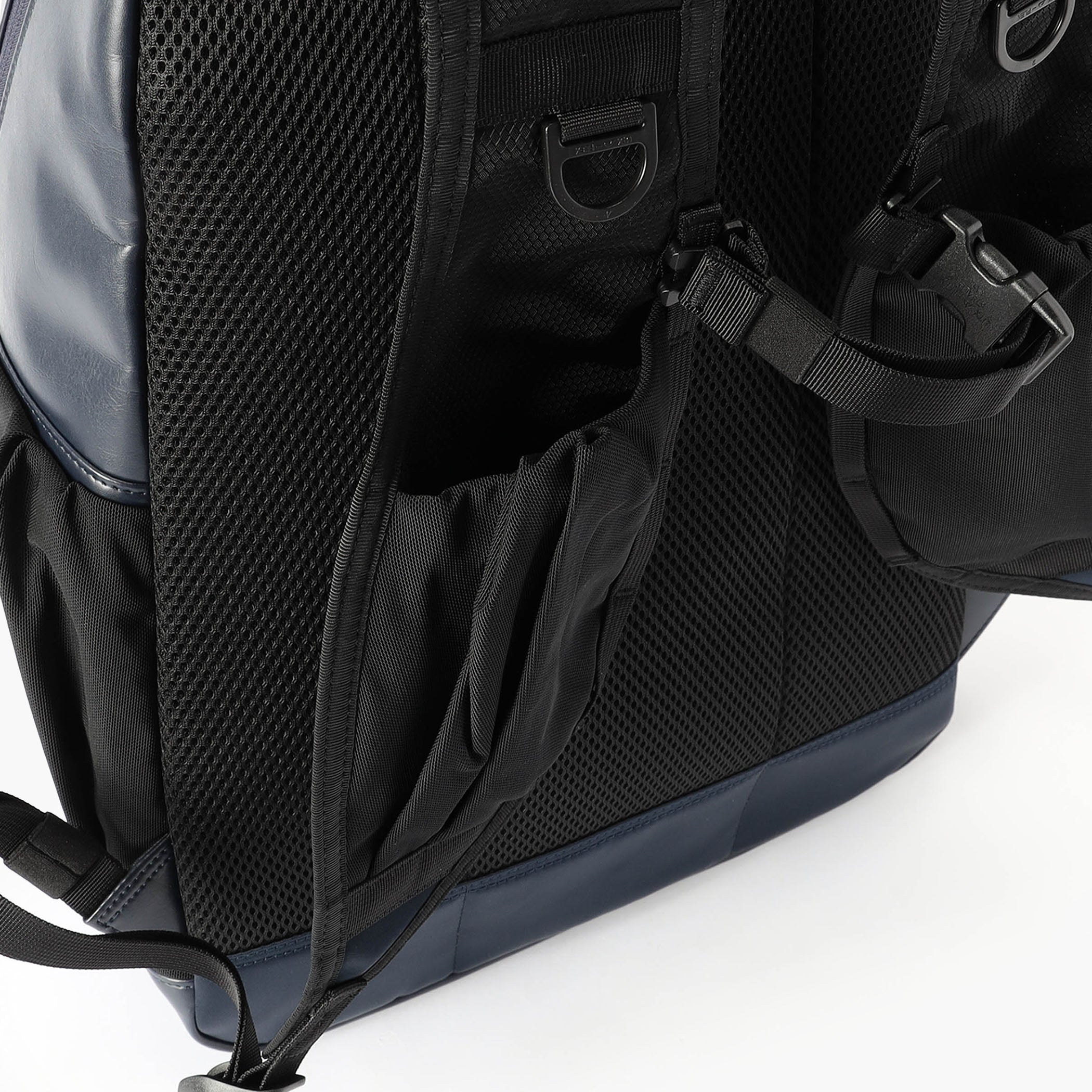 BLK White Mountaineering®︎ DT PACK