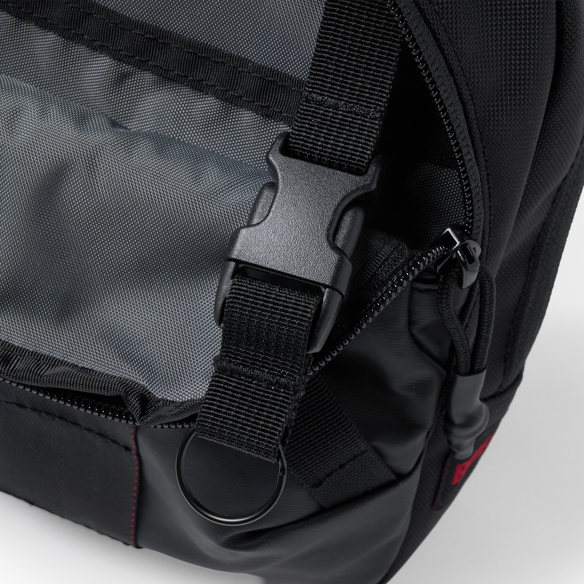 BRIEFING SQ SHOULDER, Bags, Travel