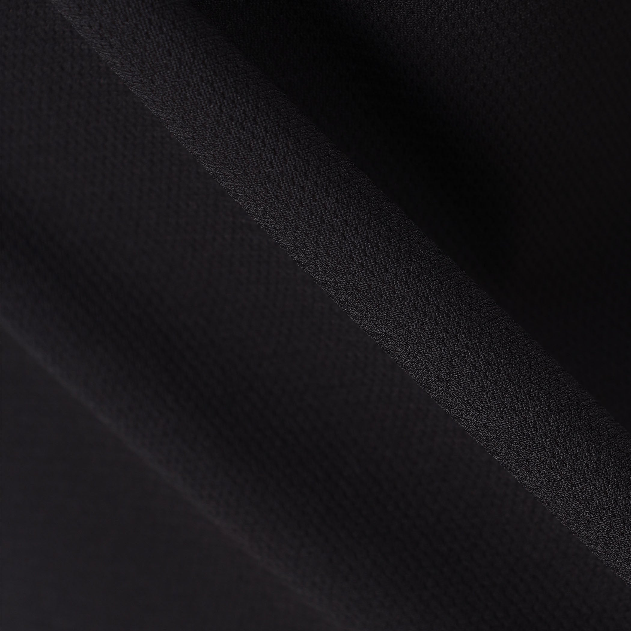 WOMEN’S EARTH MESH HIGH-NECK (Relaxed Fit)