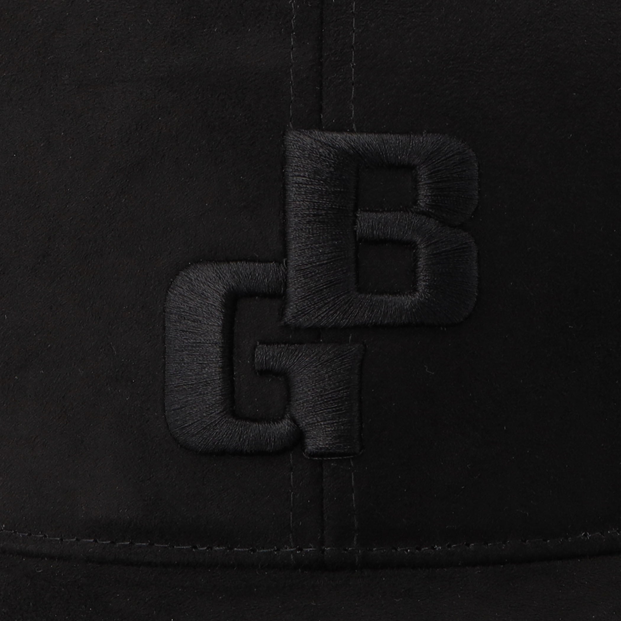 MS SUEDE BG INITIAL CAP