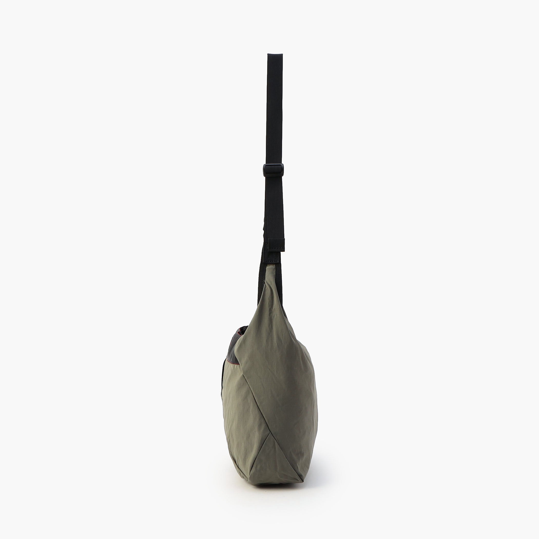 PACKABLE SHOULDER