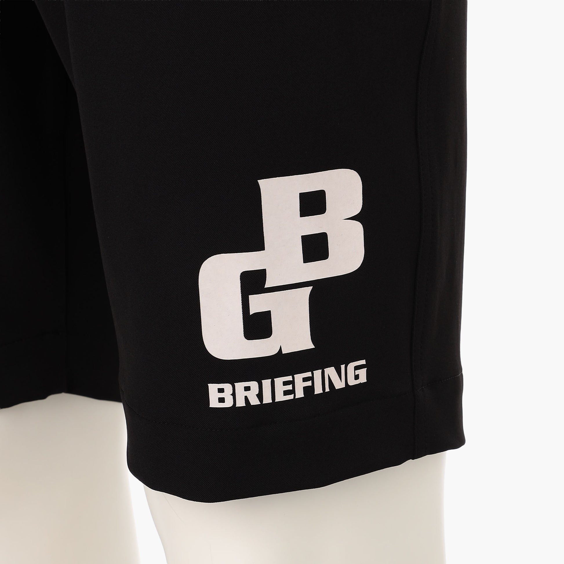 BRIEFING MEN’S WR LOGO SHORT PANTS, Apparels, Golf
