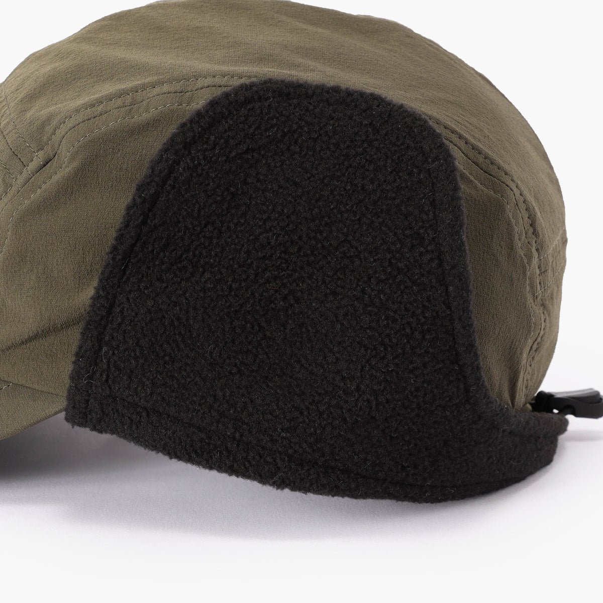 MEN’S NYLON BACK FLEECE FLAP CAP