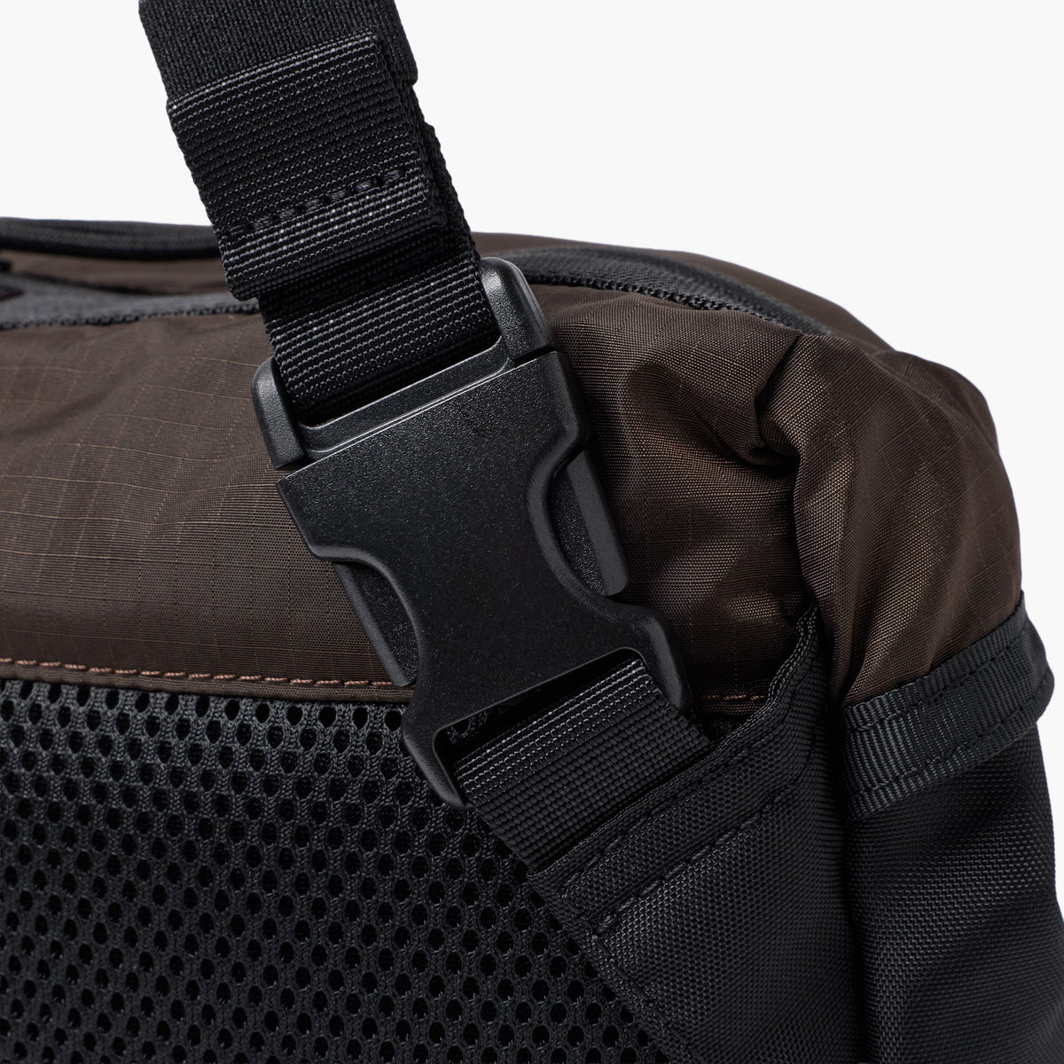 GAME SHOULDER