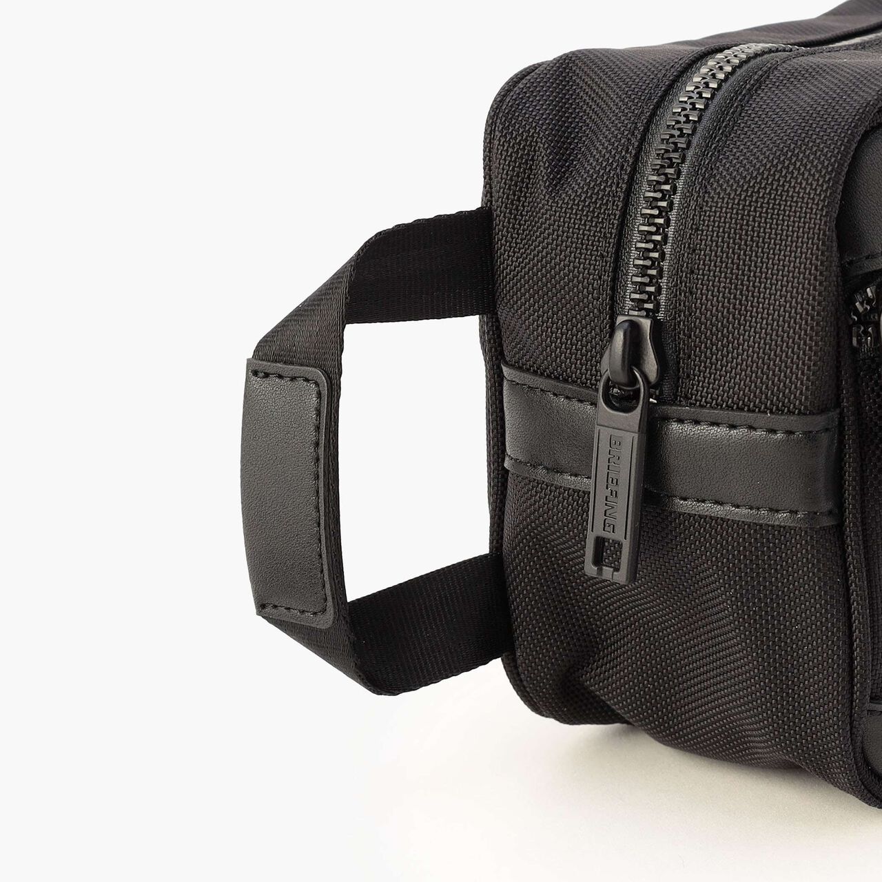 BLK ONE ZIP POUCH,, large image number 11