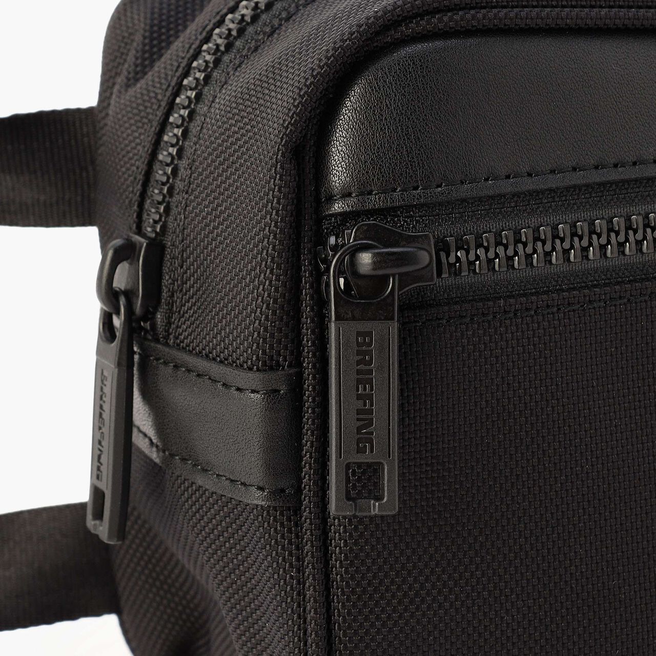BLK ONE ZIP POUCH,, large image number 6