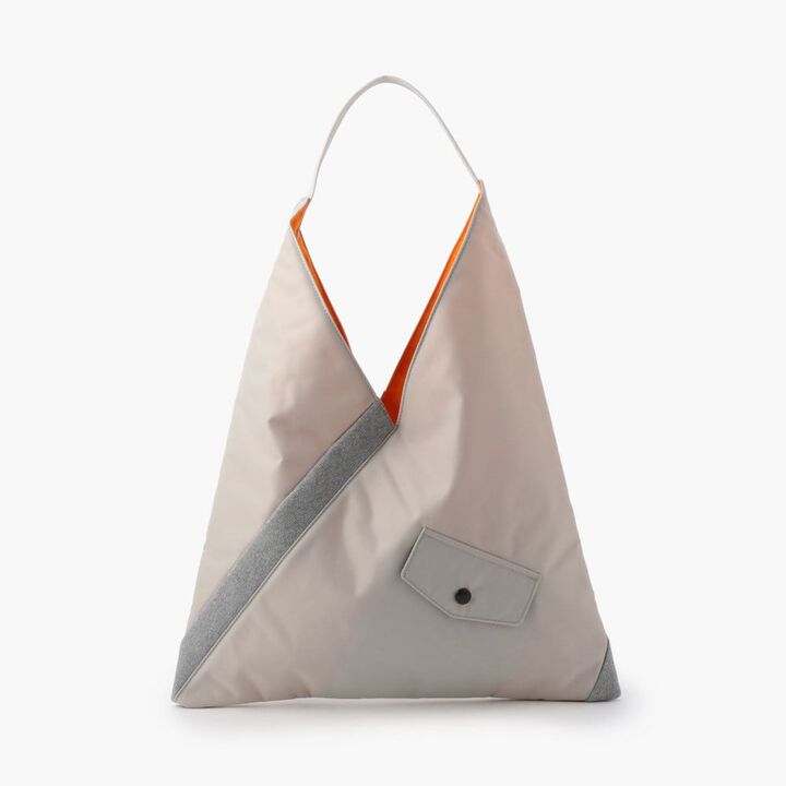 TILT TRIANGLE TOTE