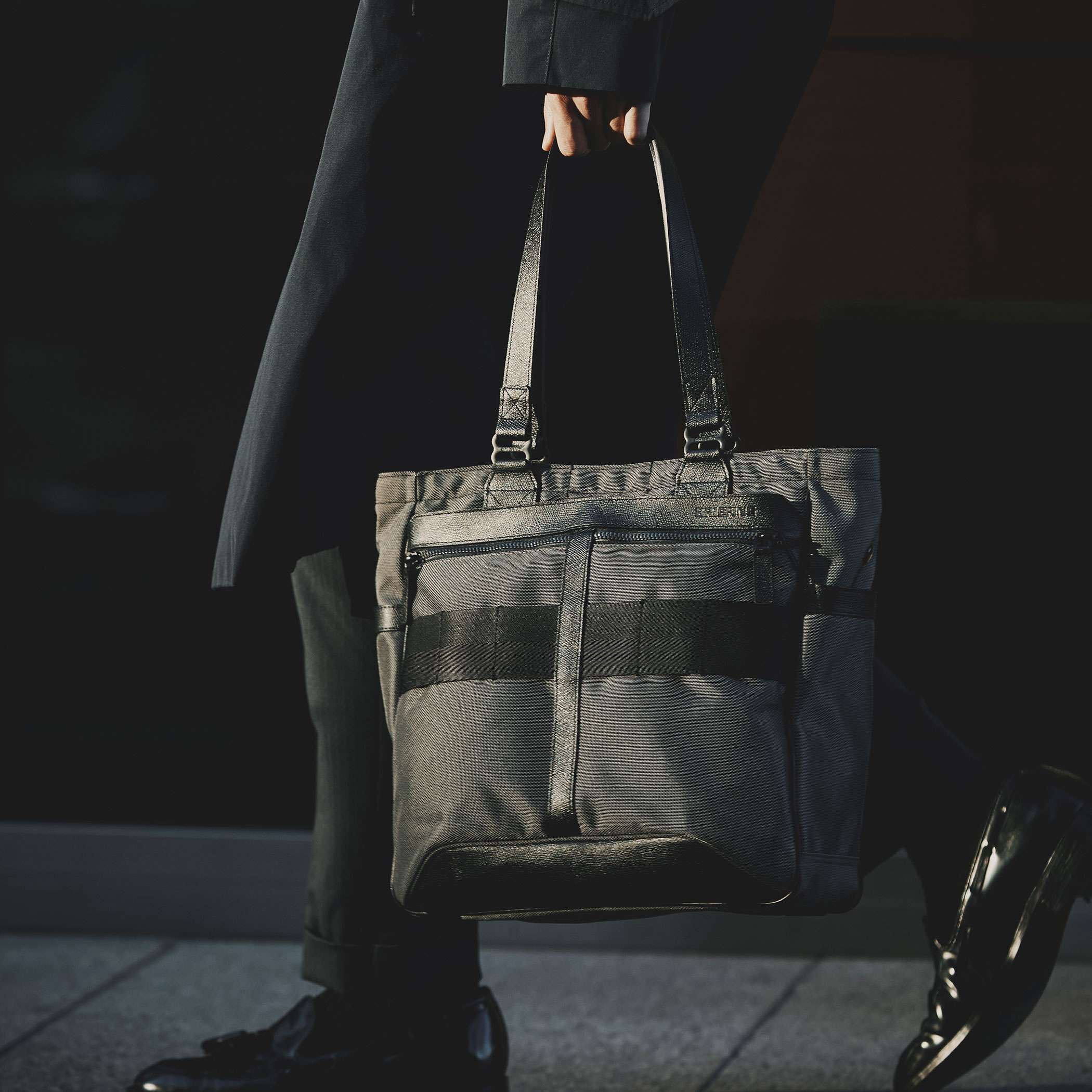 Buy FUSION BS TOTE HD for HKD 4235.30 | BRIEFING