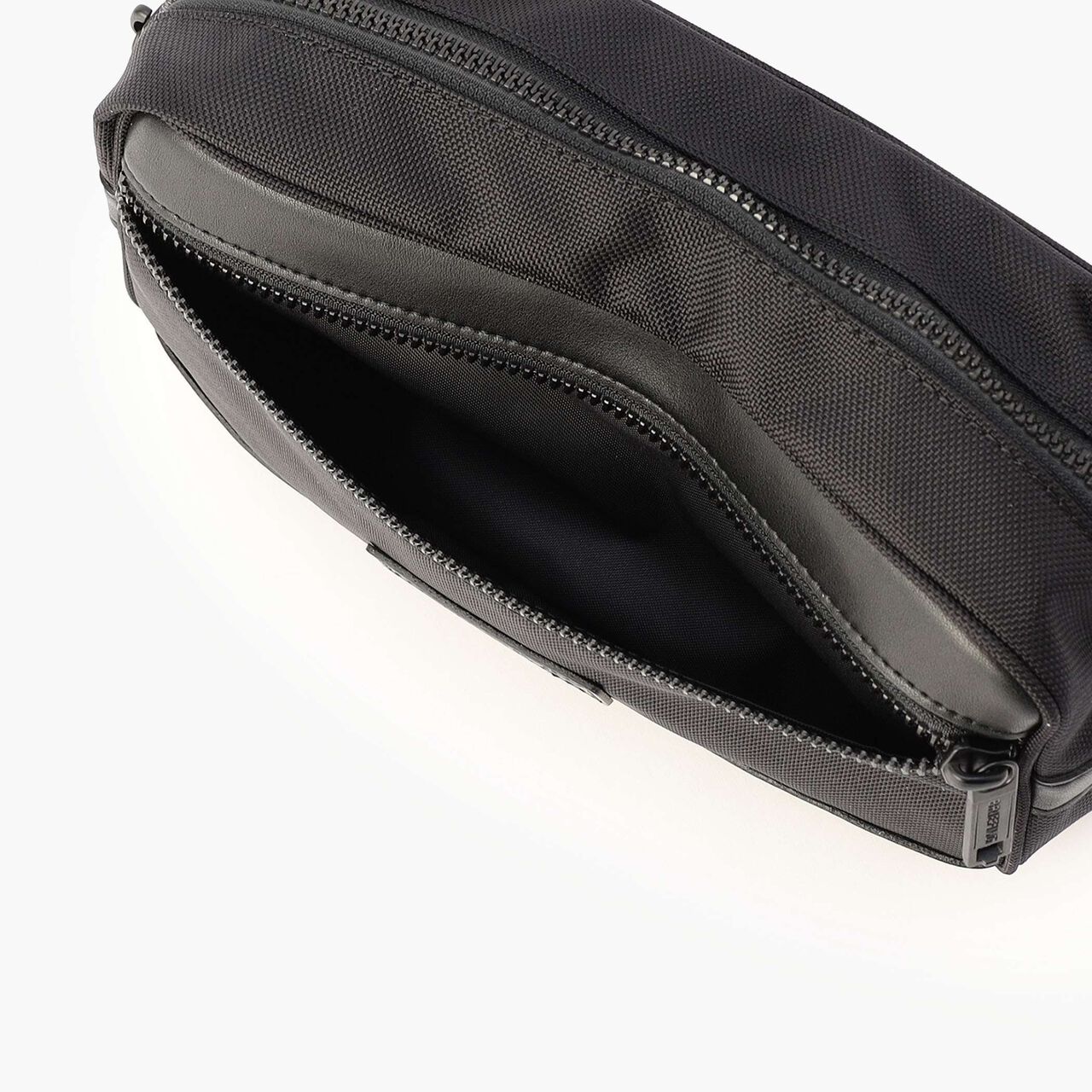 BLK ONE ZIP POUCH,, large image number 7