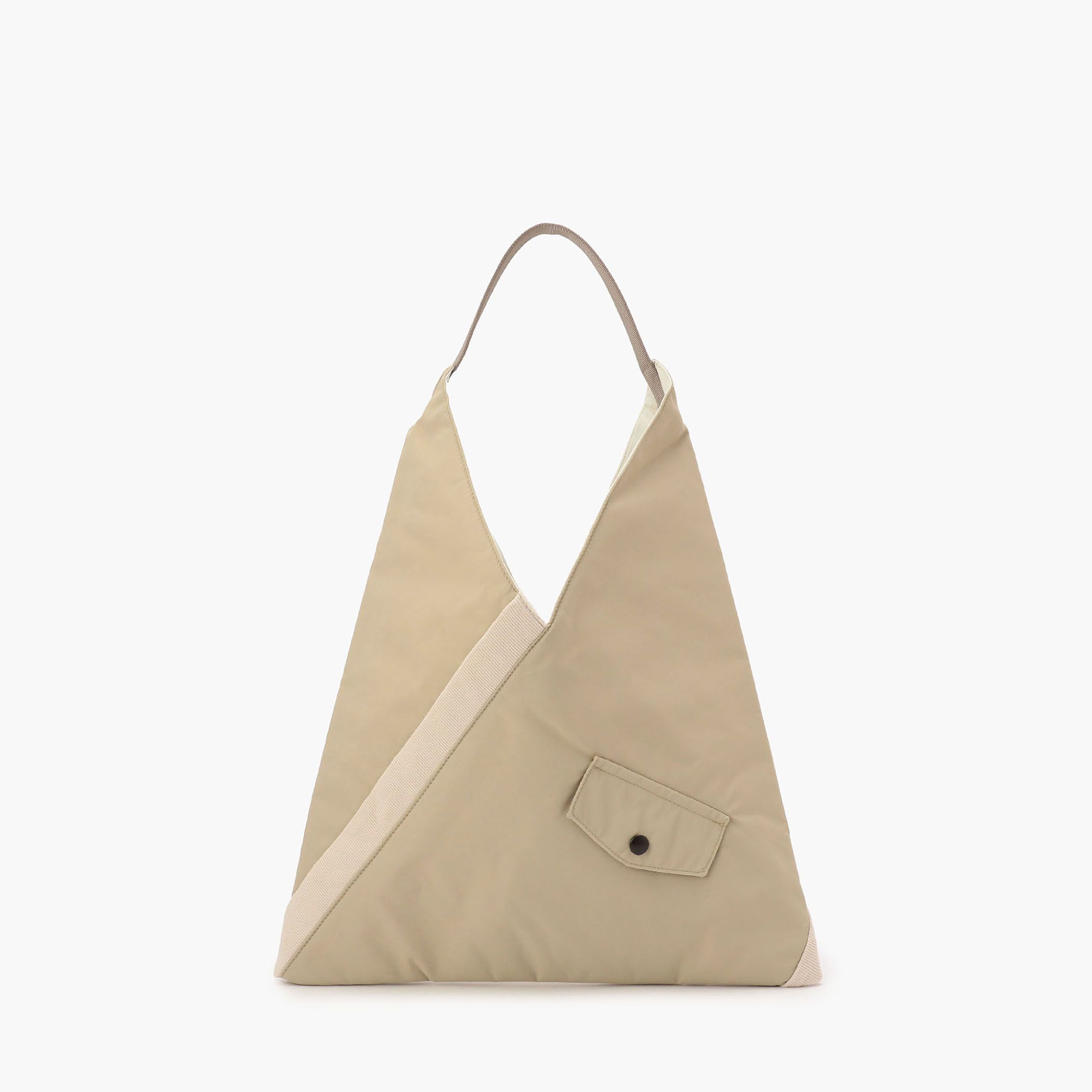 Buy TILT TRIANGLE TOTE for USD 180.00 | BRIEFING